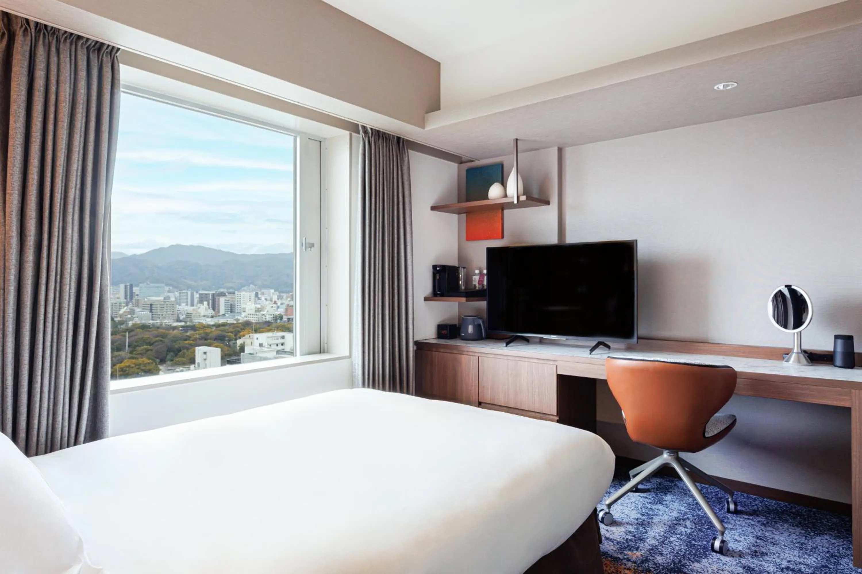 Photo of the whole room, Bed in ANA Crowne Plaza Hiroshima by IHG