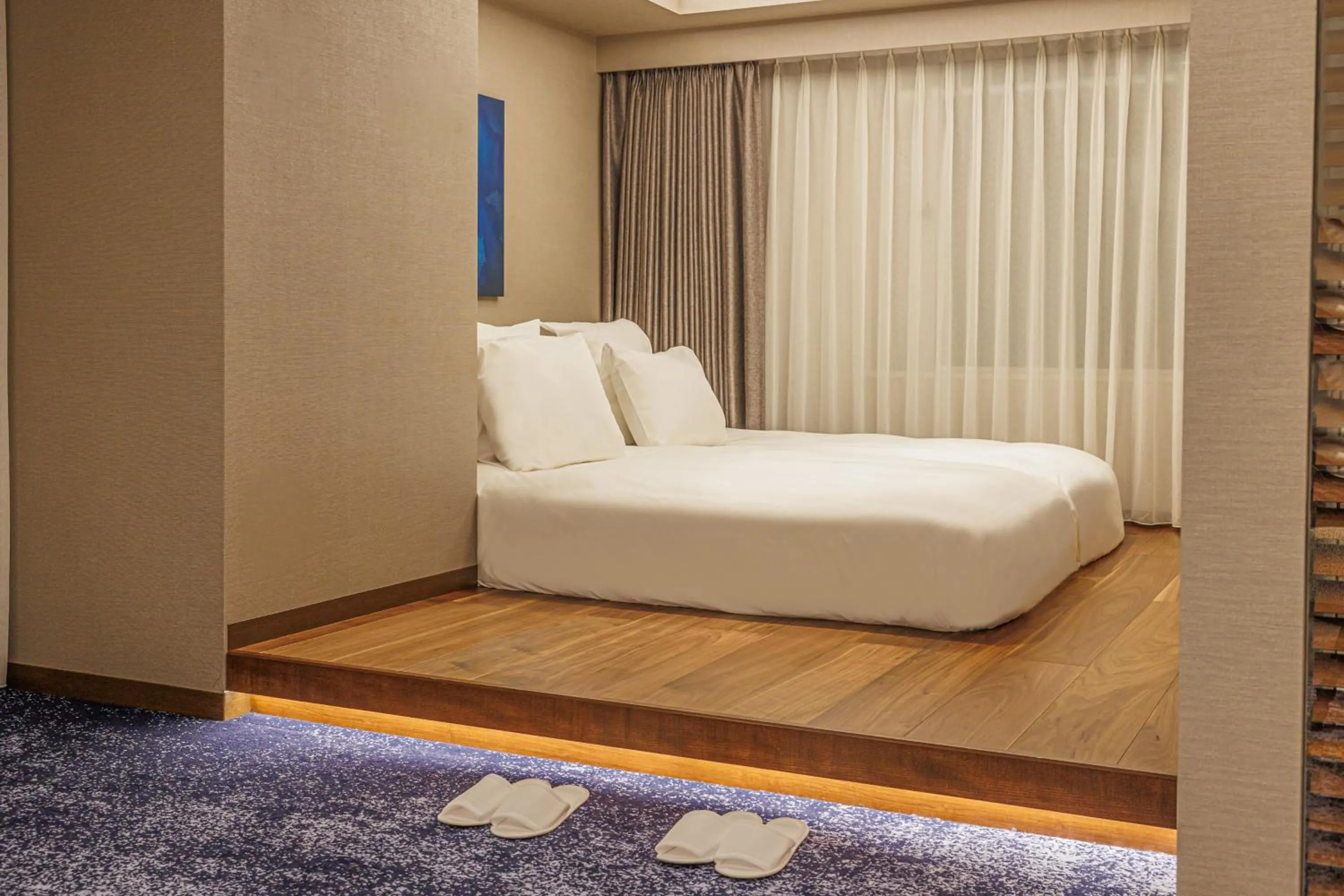 Photo of the whole room, Bed in ANA Crowne Plaza Hiroshima by IHG
