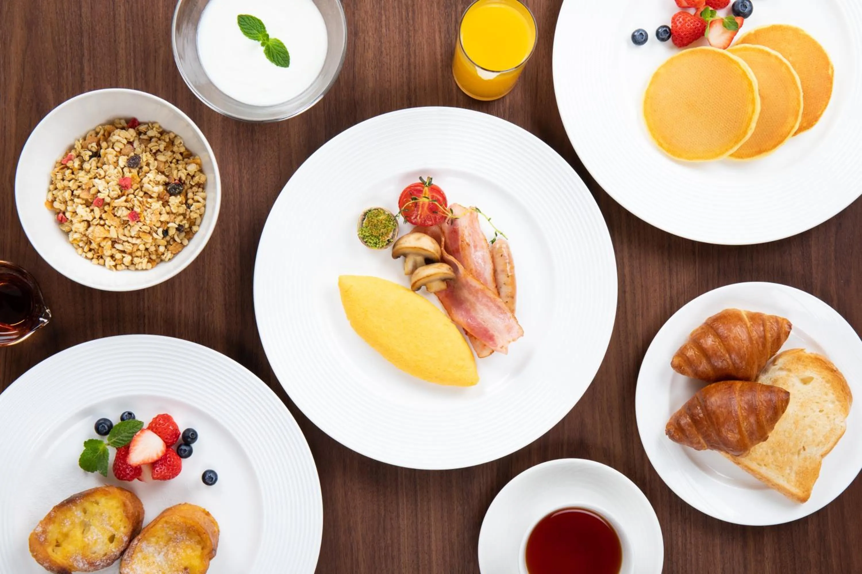 Restaurant/places to eat in ANA Crowne Plaza Hiroshima by IHG