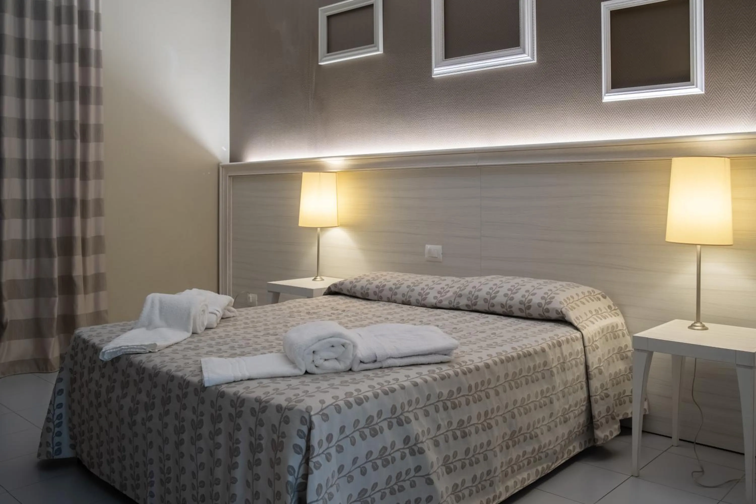 Bed in Hotel Degli Ulivi