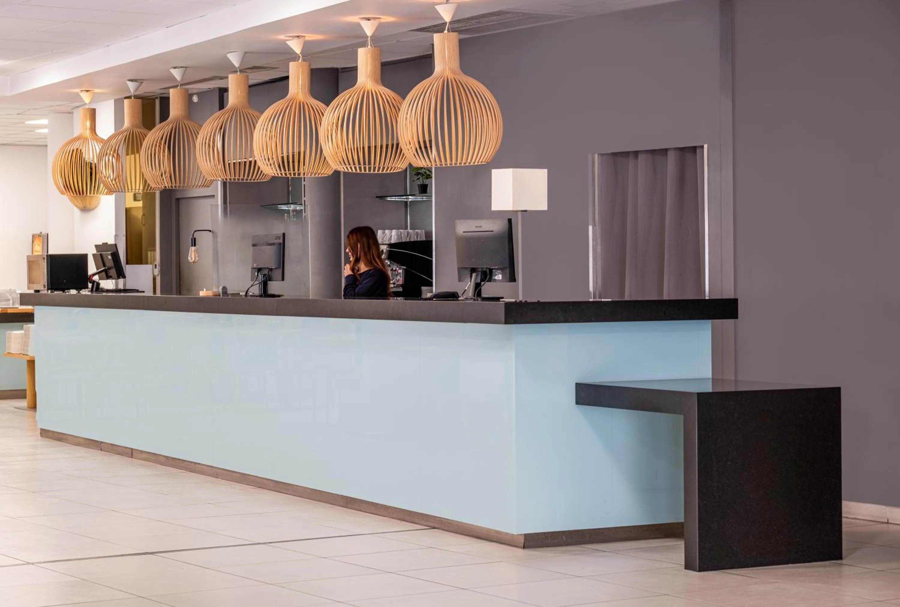 Lobby or reception in Hôtel Marseille Centre Gare Saint-Charles