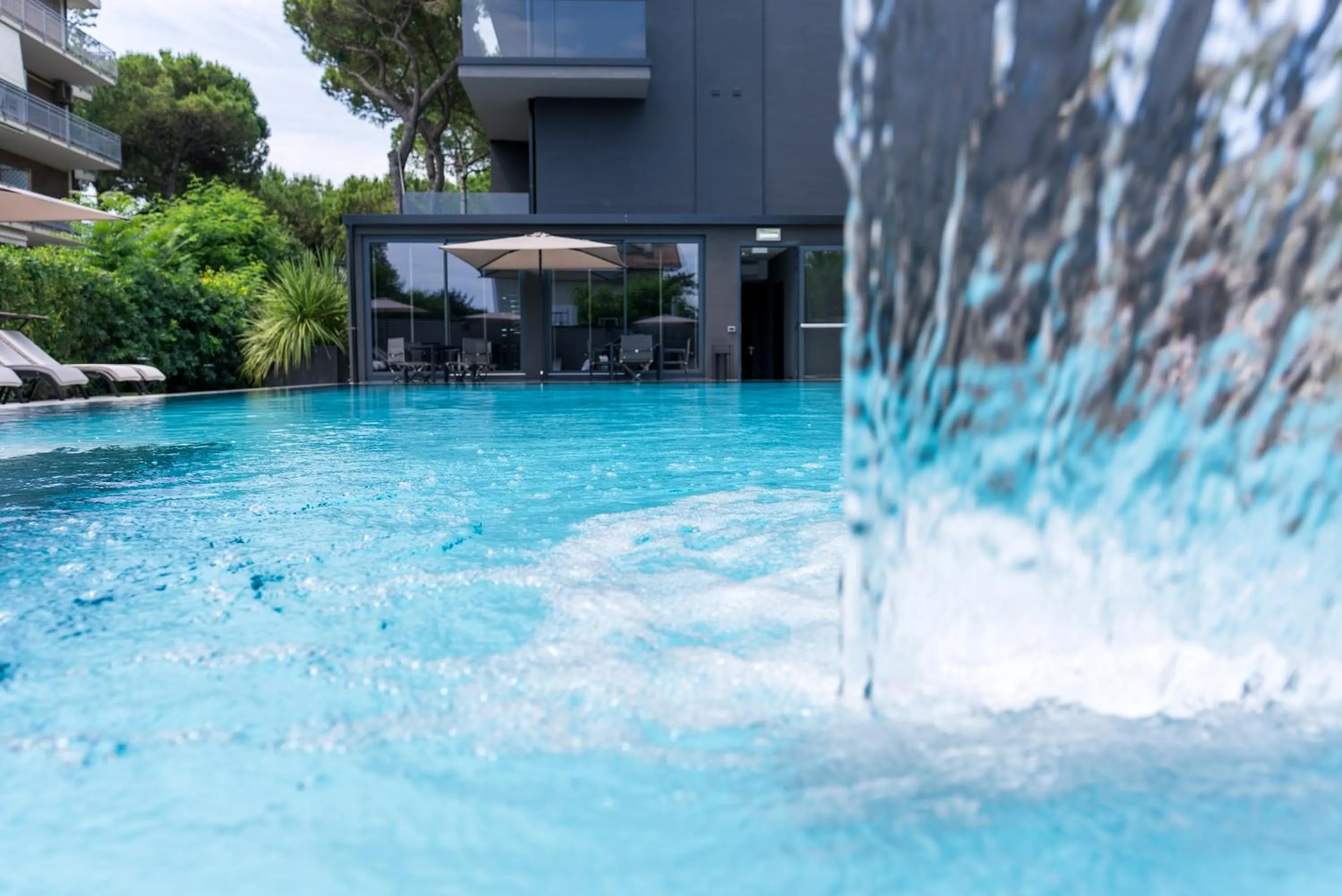 Swimming pool in Coast Hotel & Spa - Adults Only Aperto tutto l'anno