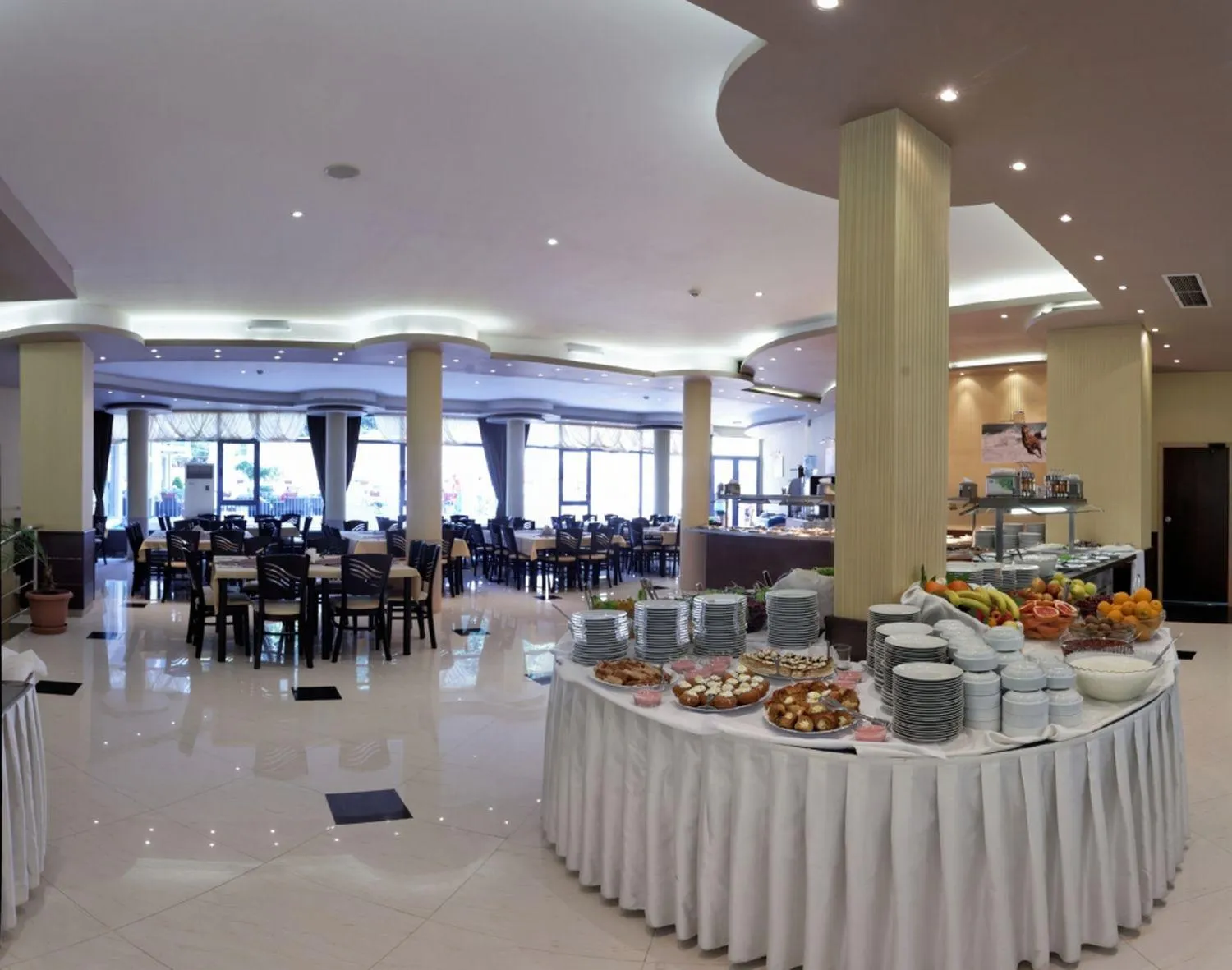 Breakfast in Hotel Rеgina - Golden Sands All Inclusive