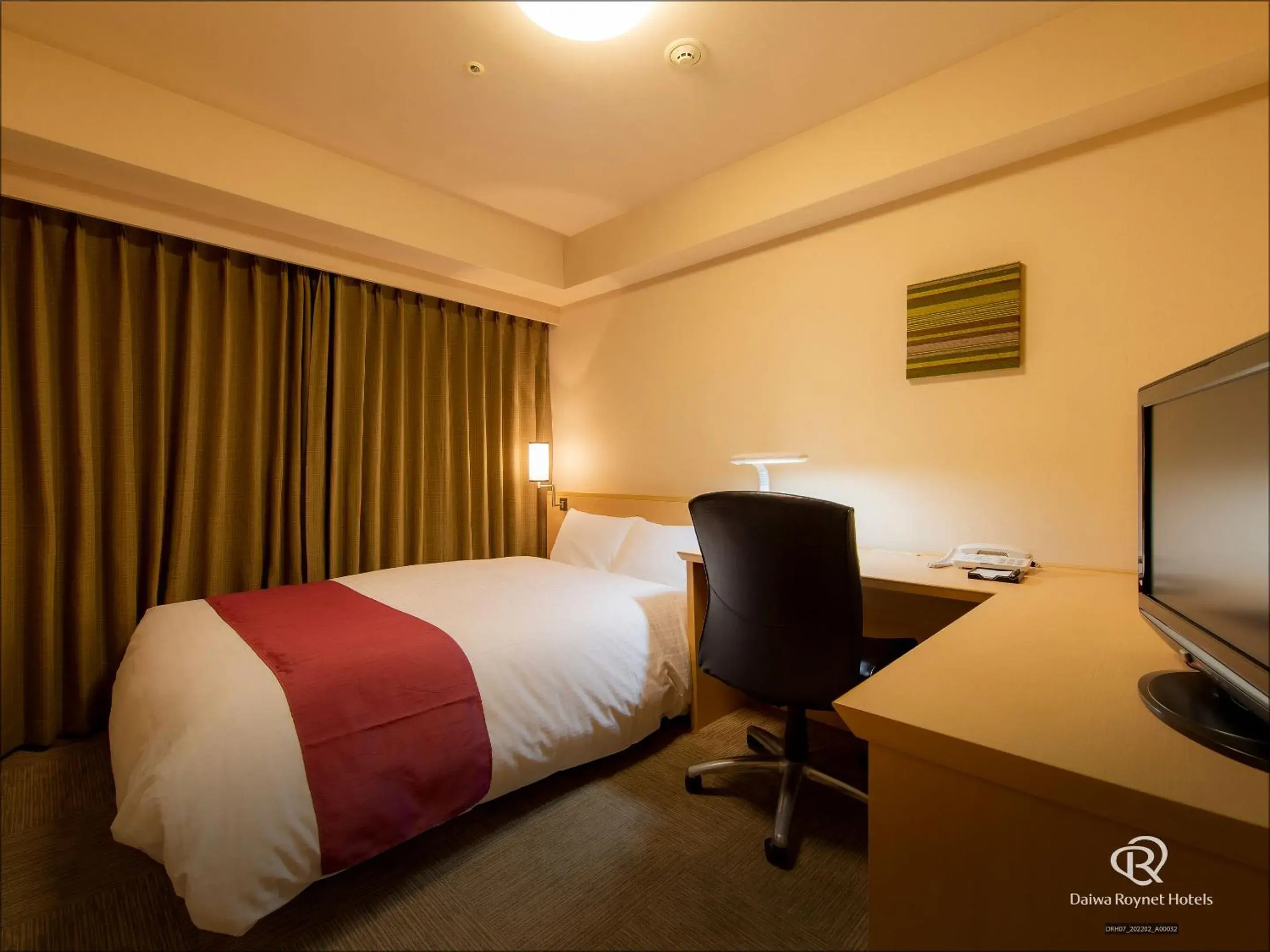 Standard Double Room - single occupancy - Smoking in Daiwa Roynet Hotel Hakata-Gion Standard Double Room - single occupancy - Smoking in Daiwa Roynet Hotel Hakata-Gion