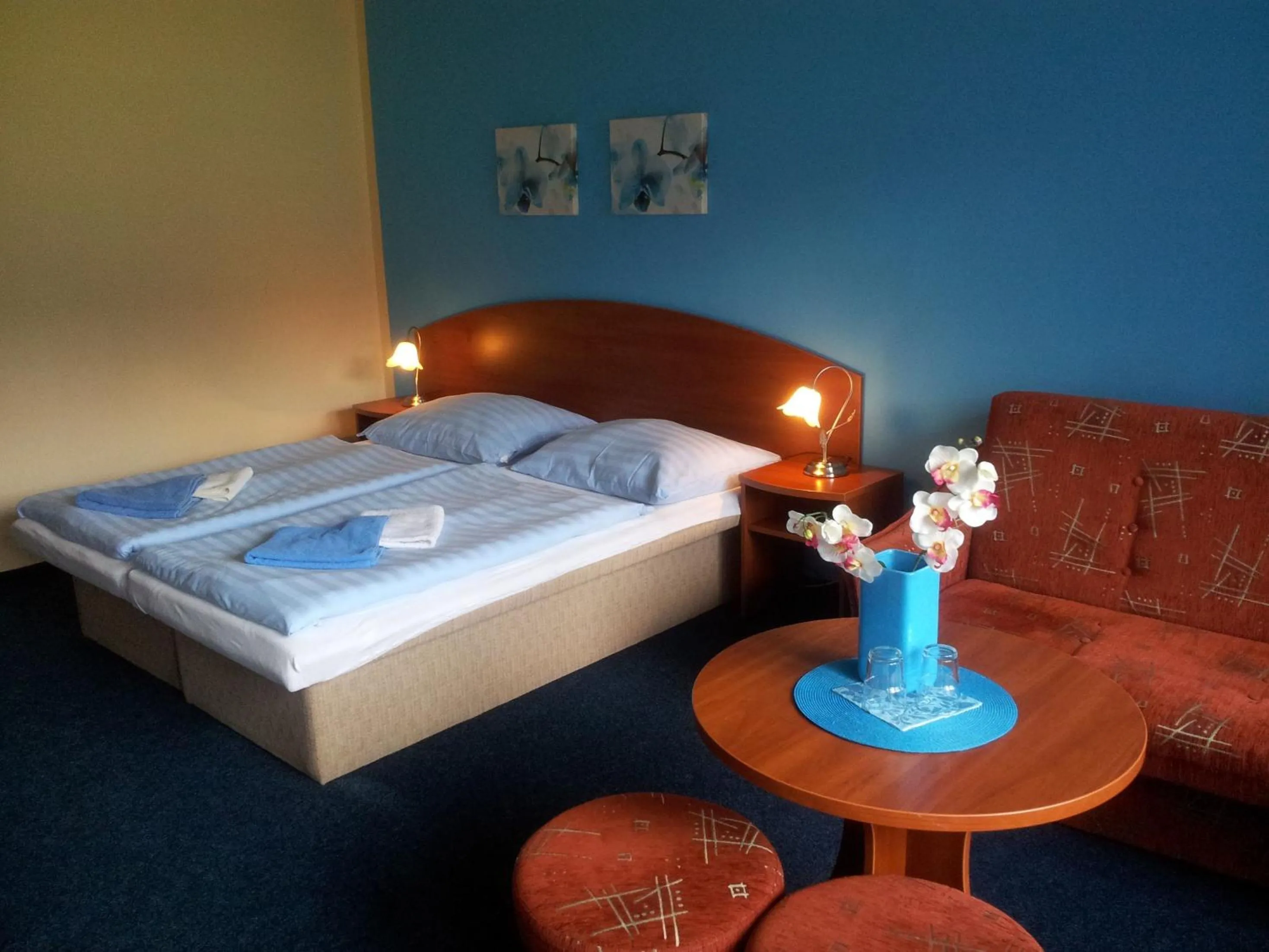 Decorative detail, Bed in Hotel Centrum Harrachov