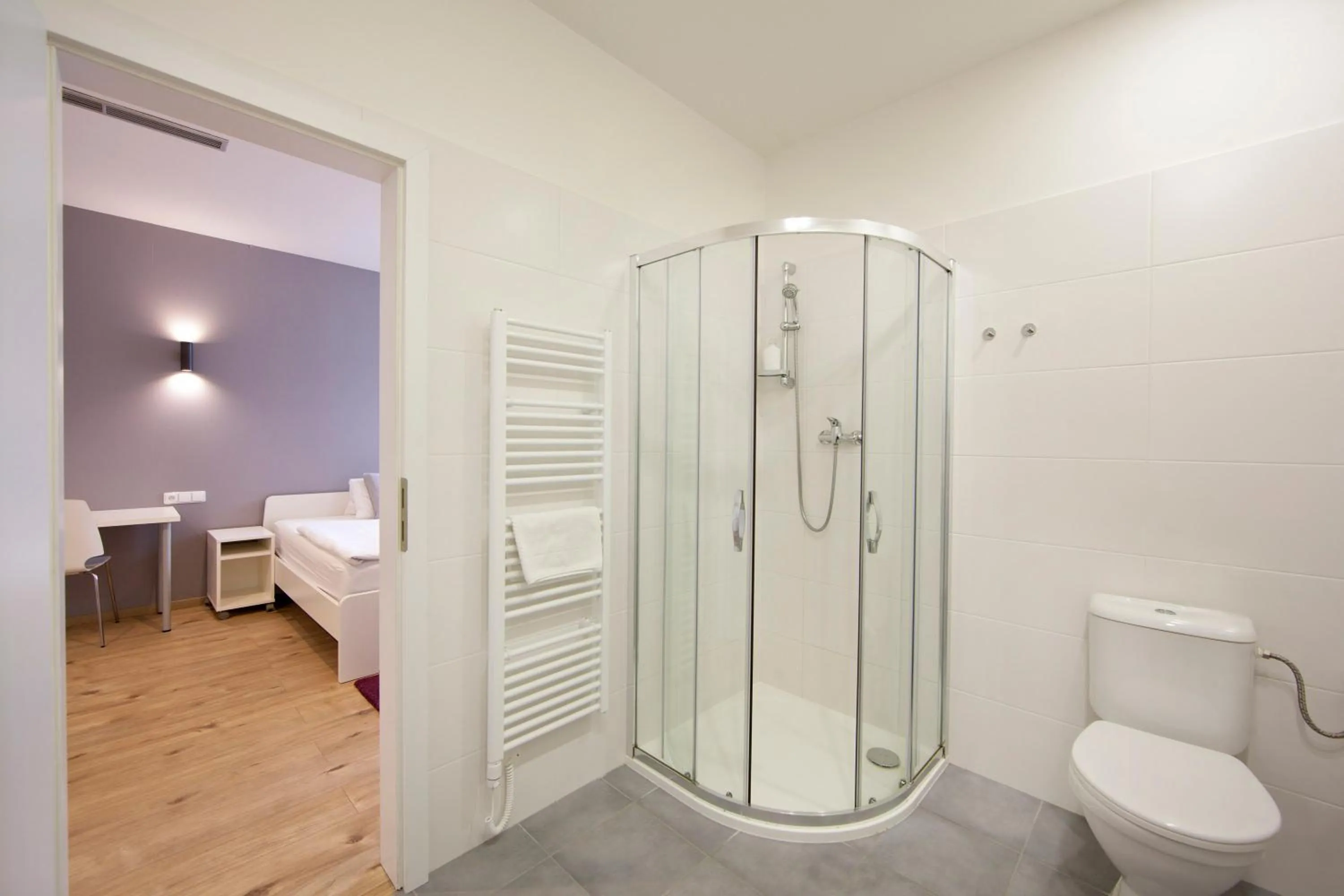 Shower in Rozmaryn Rooms & Apartments