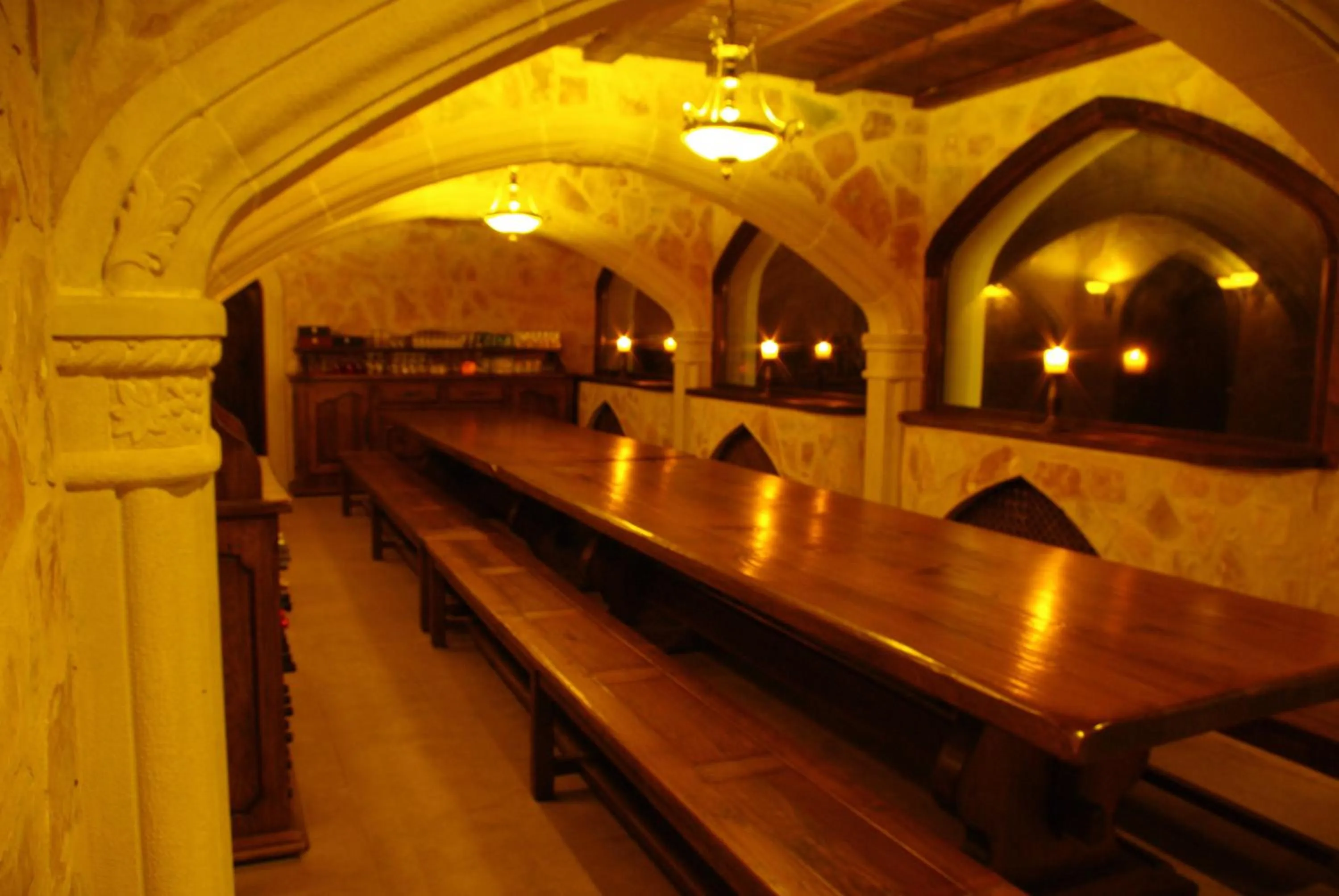 Restaurant/places to eat in Auberge Toison d'Or