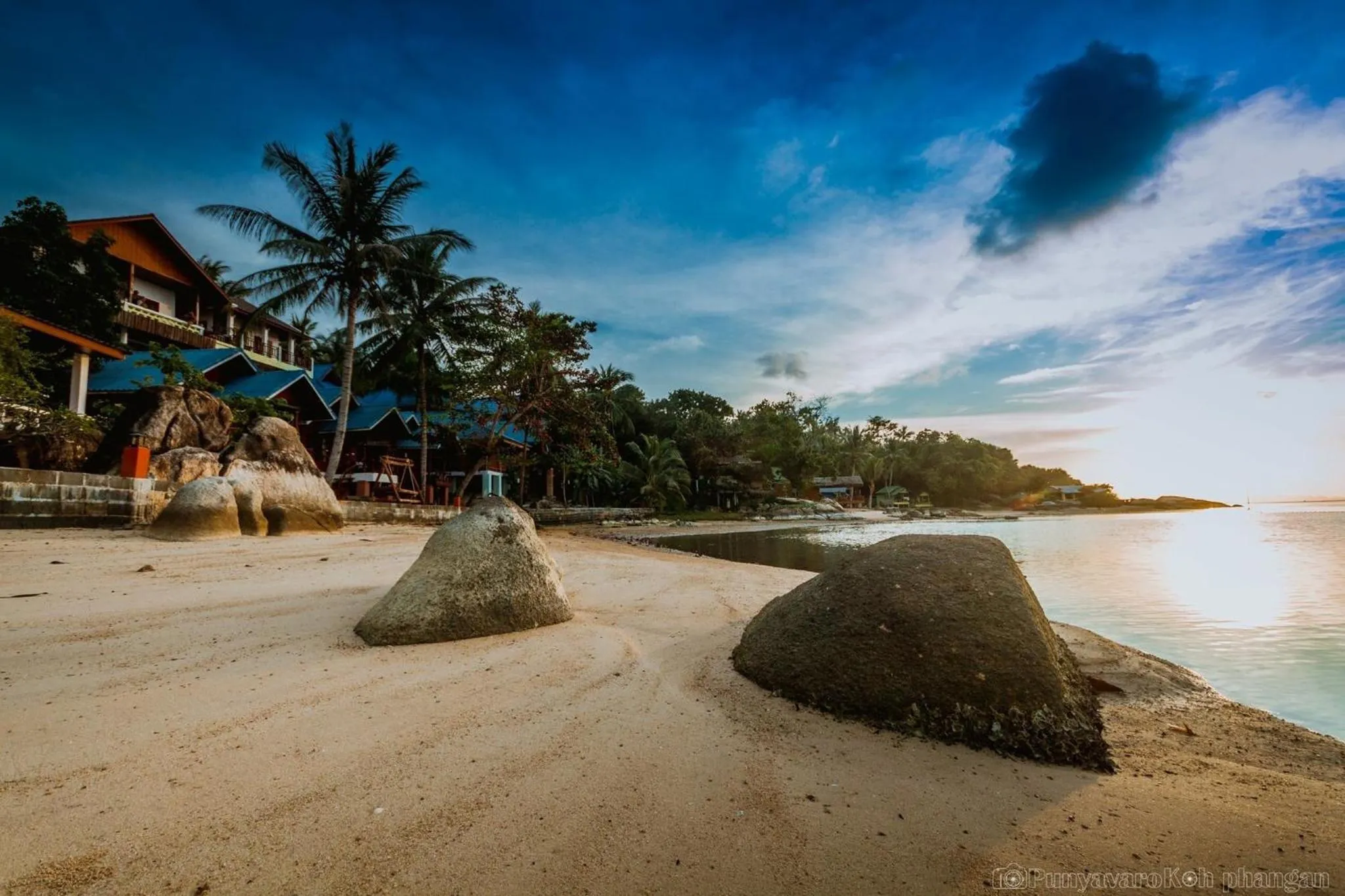 Beach in Tharathip Resort Koh Phangan - SHA Plus