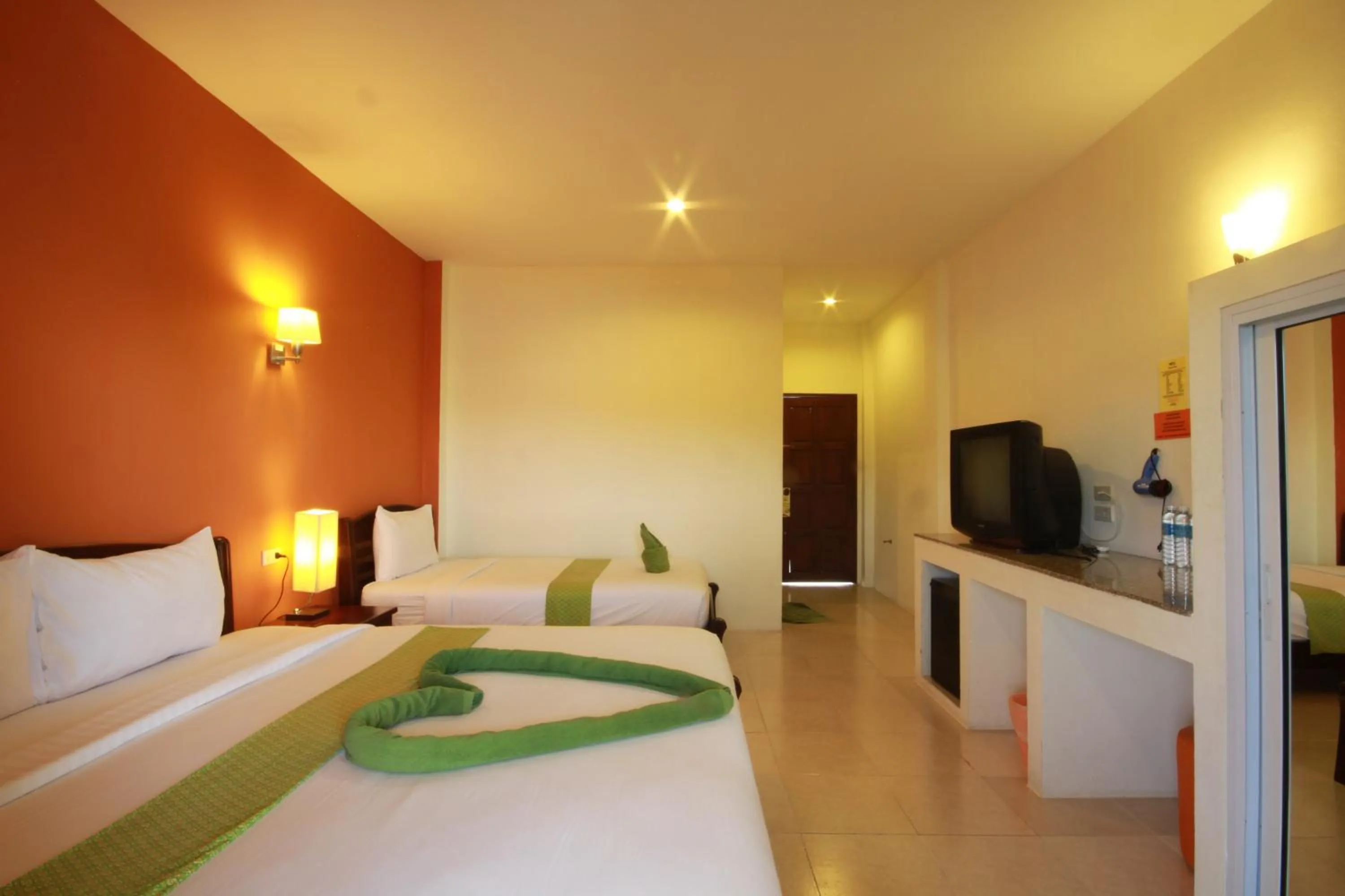 Bedroom, Bed in Tharathip Resort Koh Phangan - SHA Plus