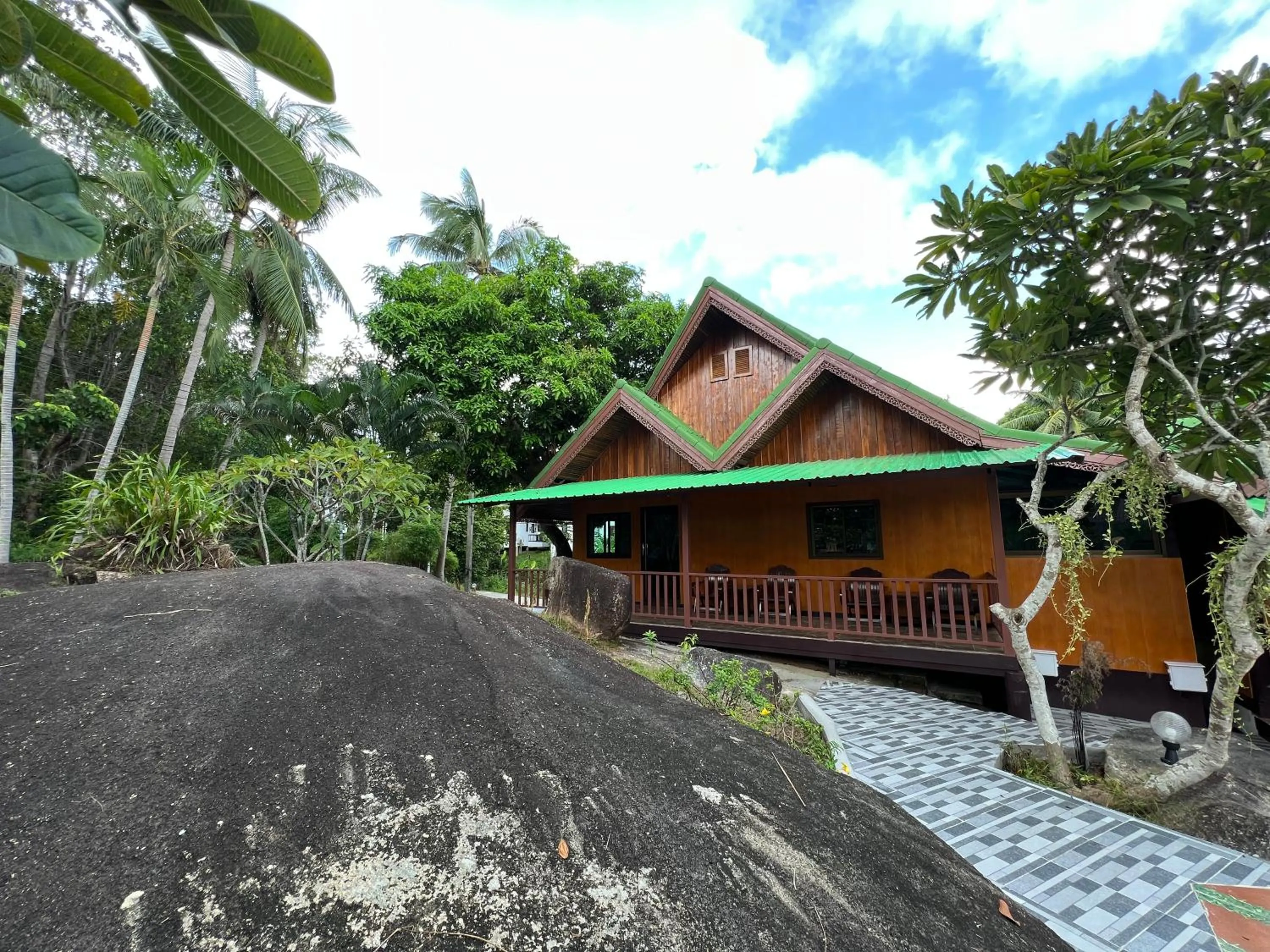 Property building in Tharathip Resort Koh Phangan - SHA Plus