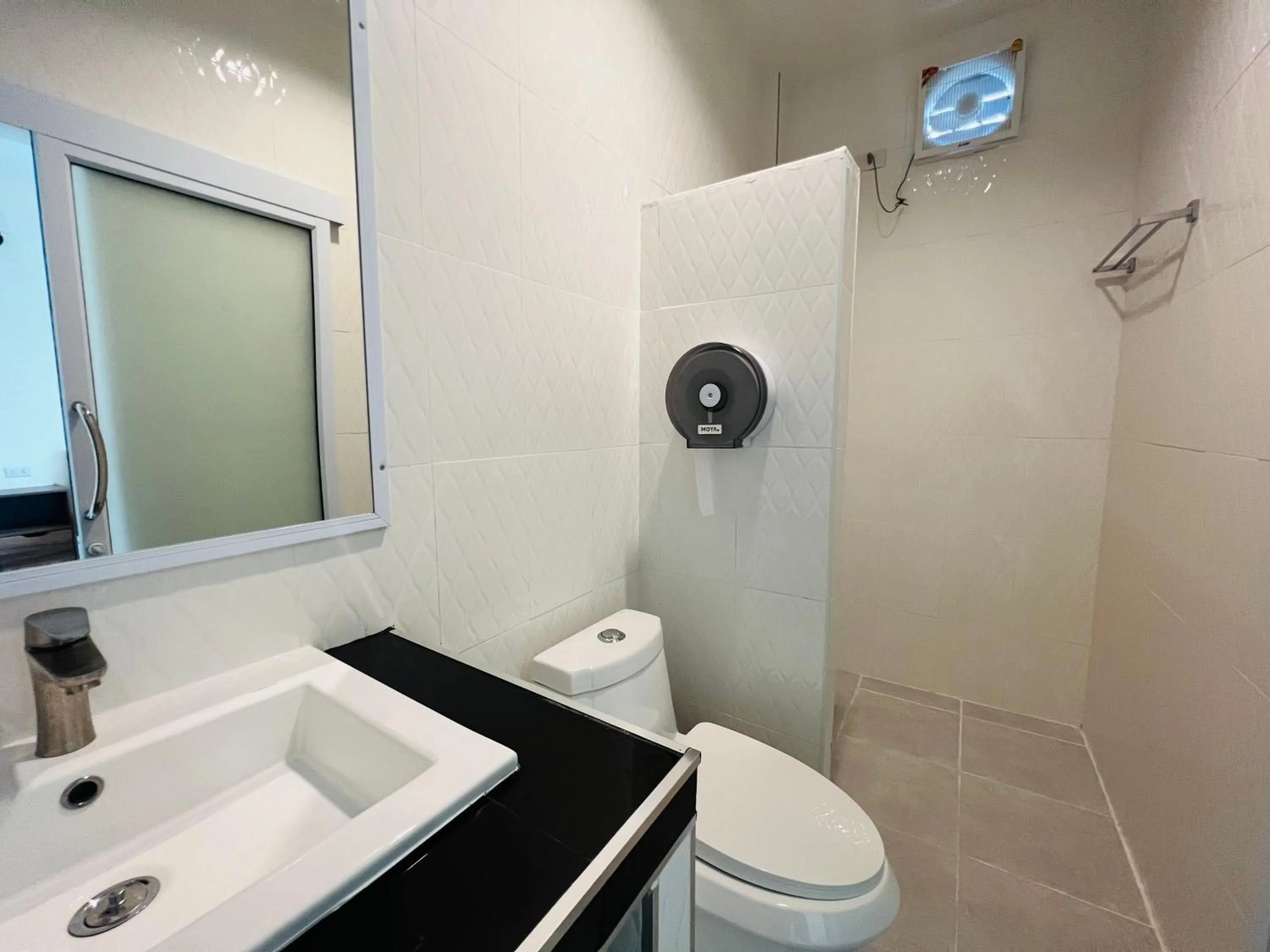 Bathroom in Tharathip Resort Koh Phangan - SHA Plus