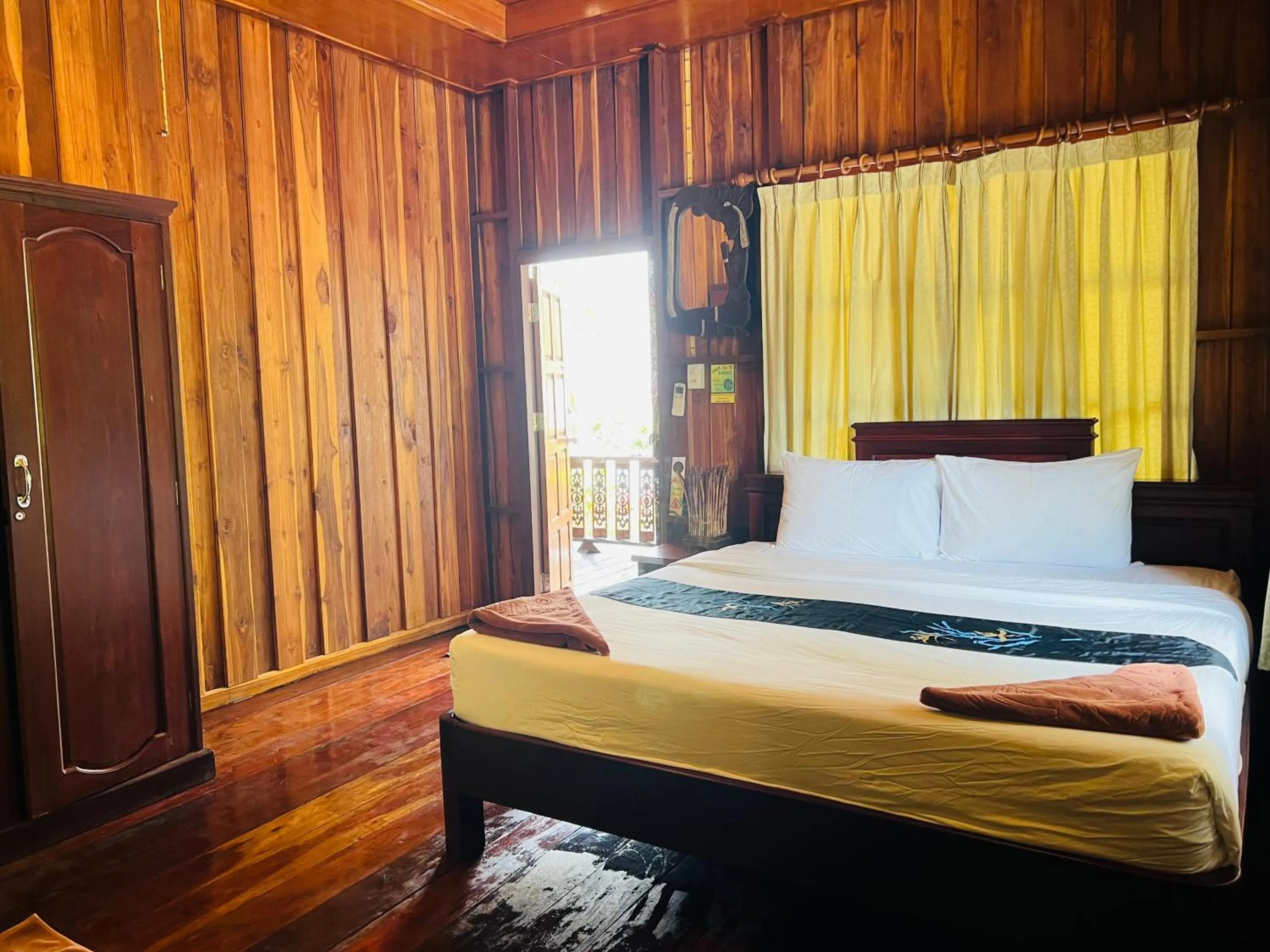 Bedroom, Bed in Tharathip Resort Koh Phangan - SHA Plus