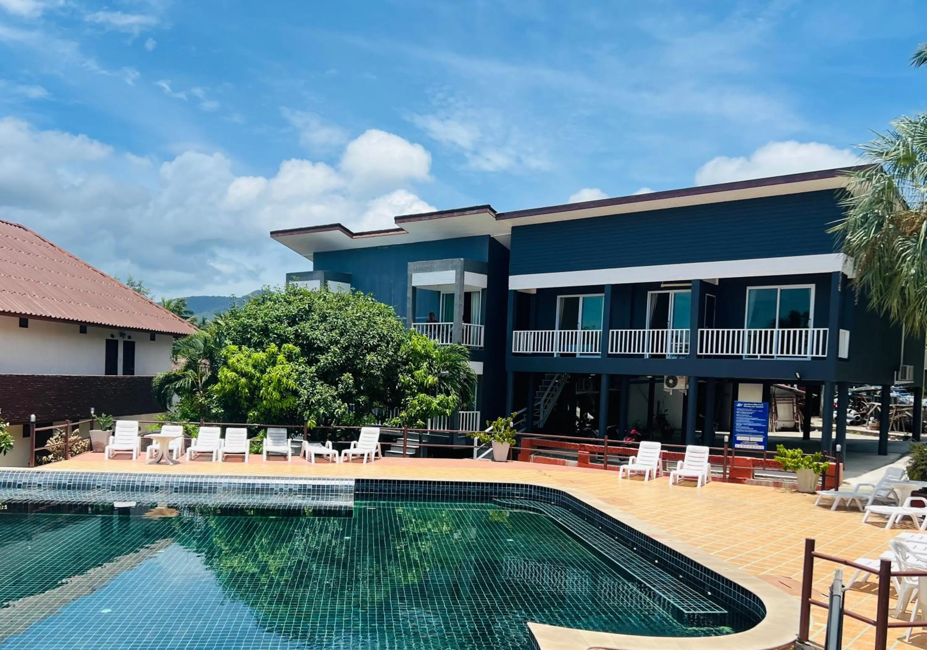 Property building in Tharathip Resort Koh Phangan - SHA Plus