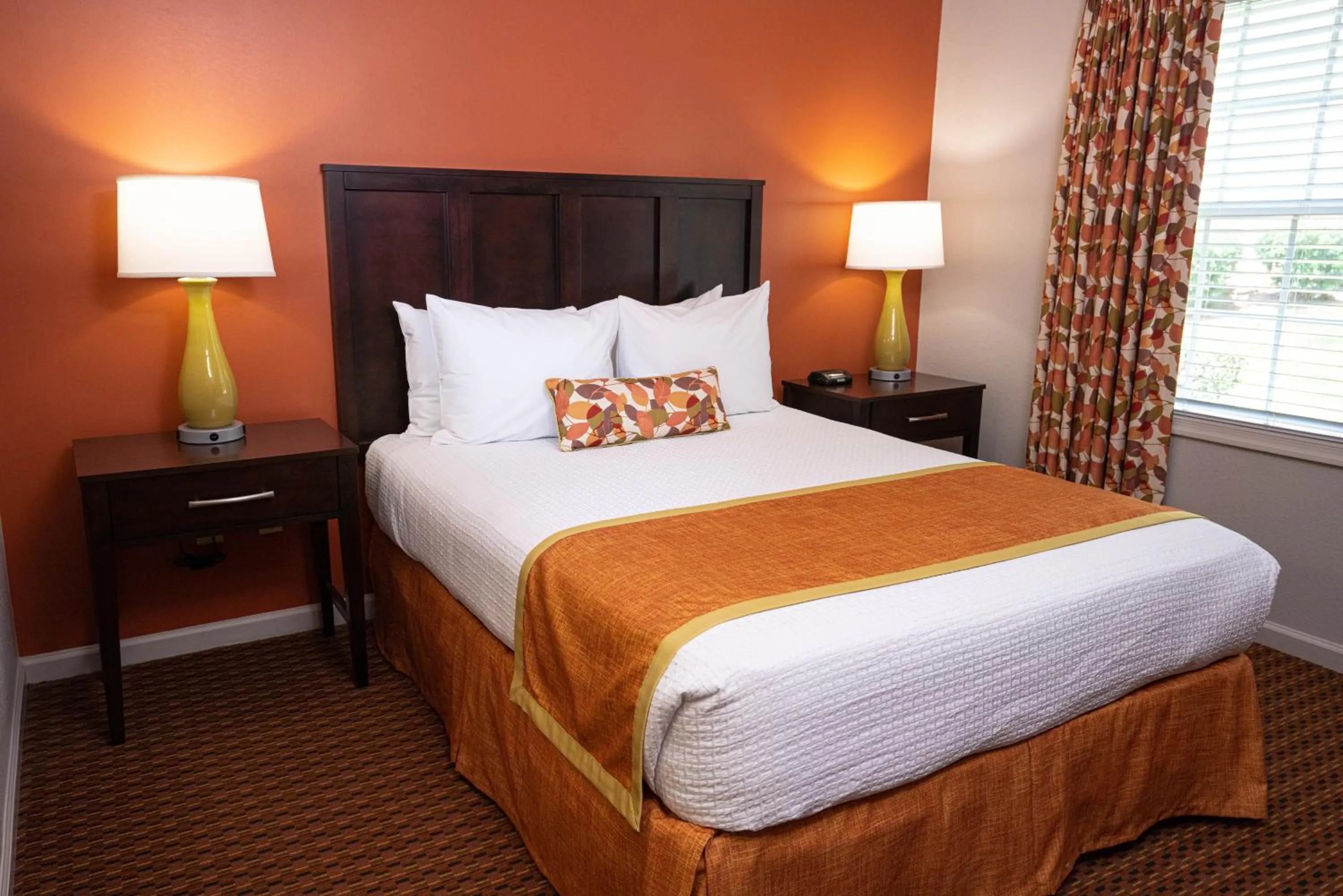 Bedroom, Bed in Vacation Village at Williamsburg