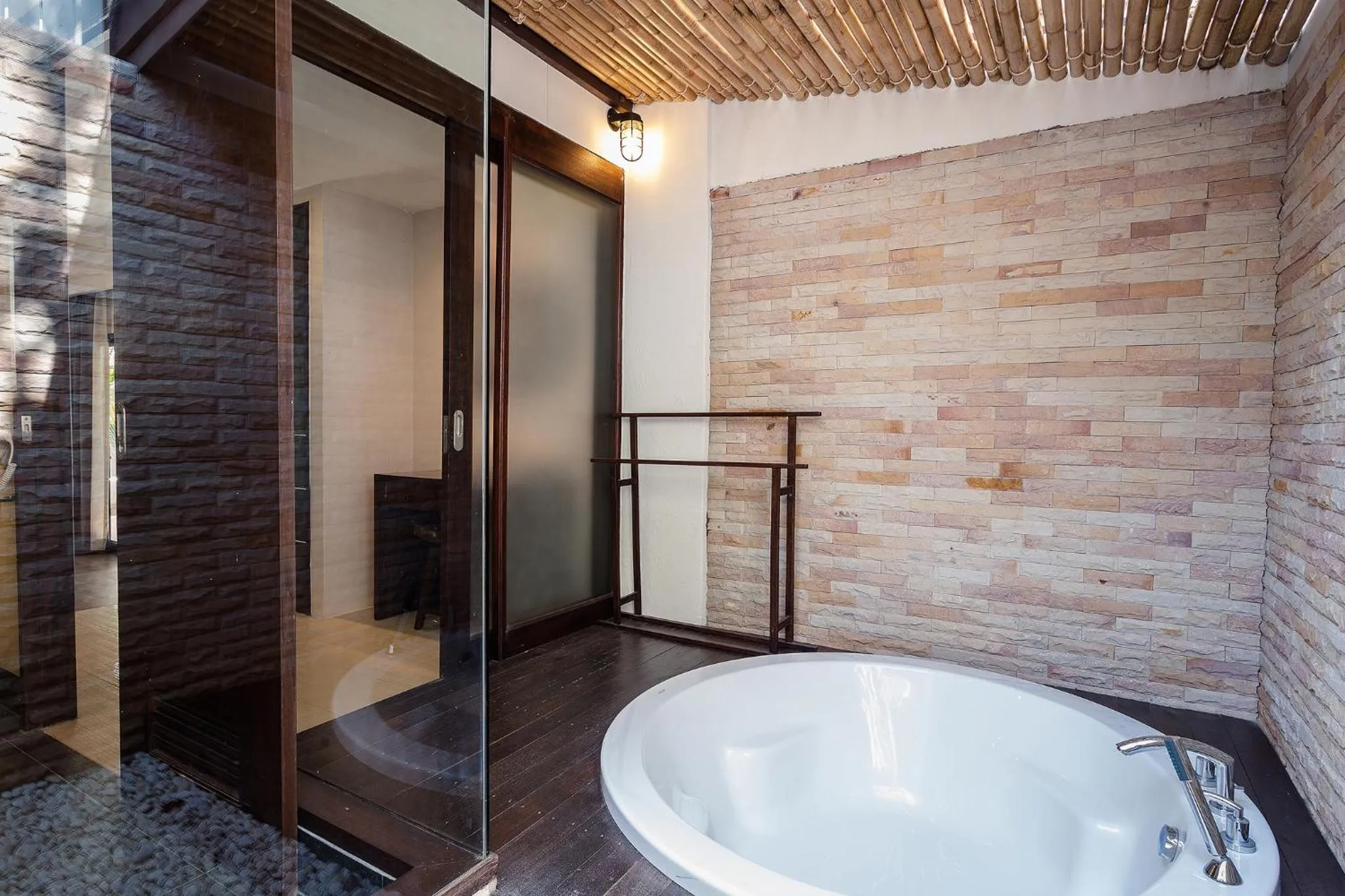 Bathroom in Sarikantang Resort & Spa, Koh Phangan