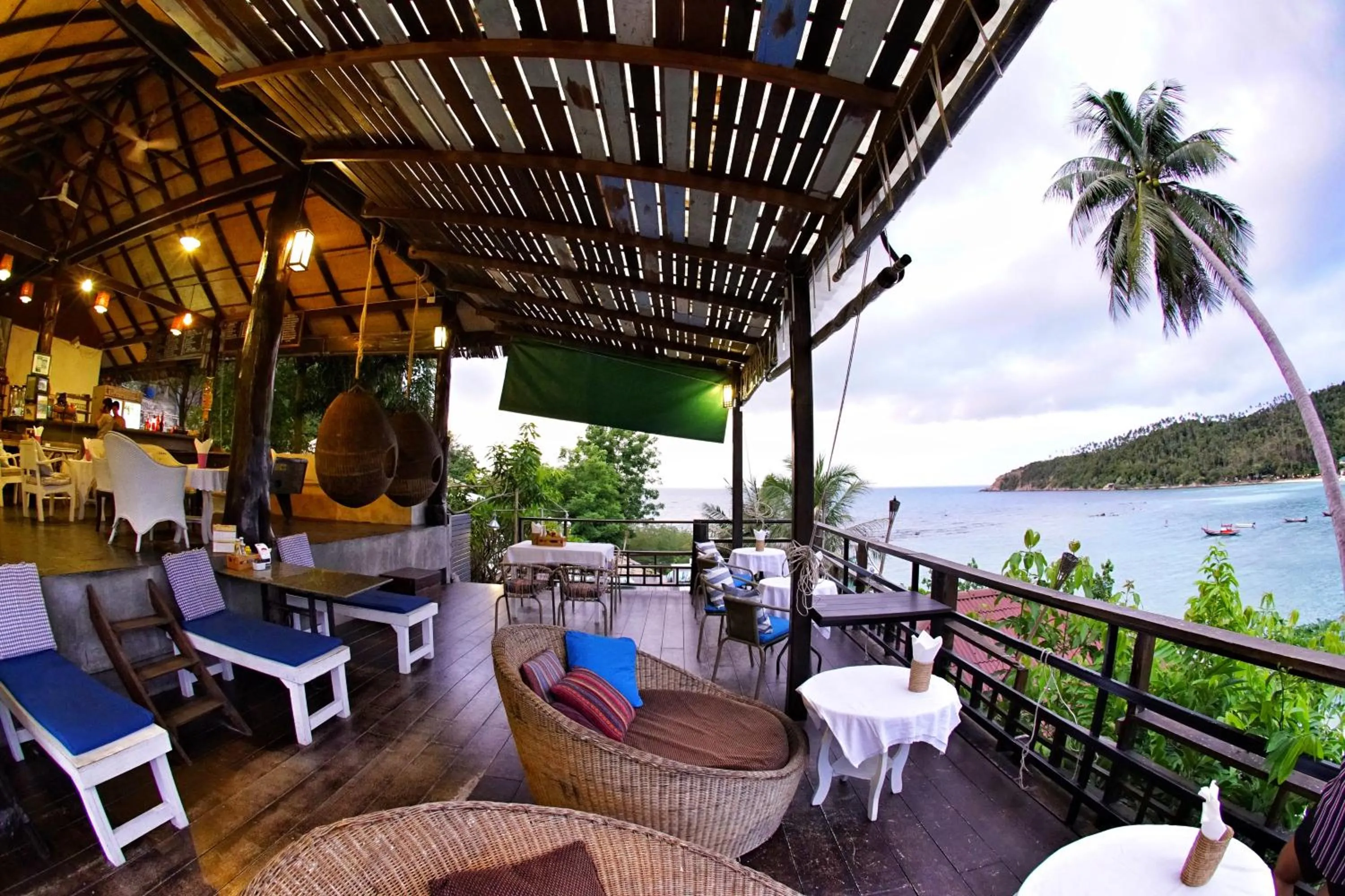 Restaurant/places to eat in Cookies Salad Resort