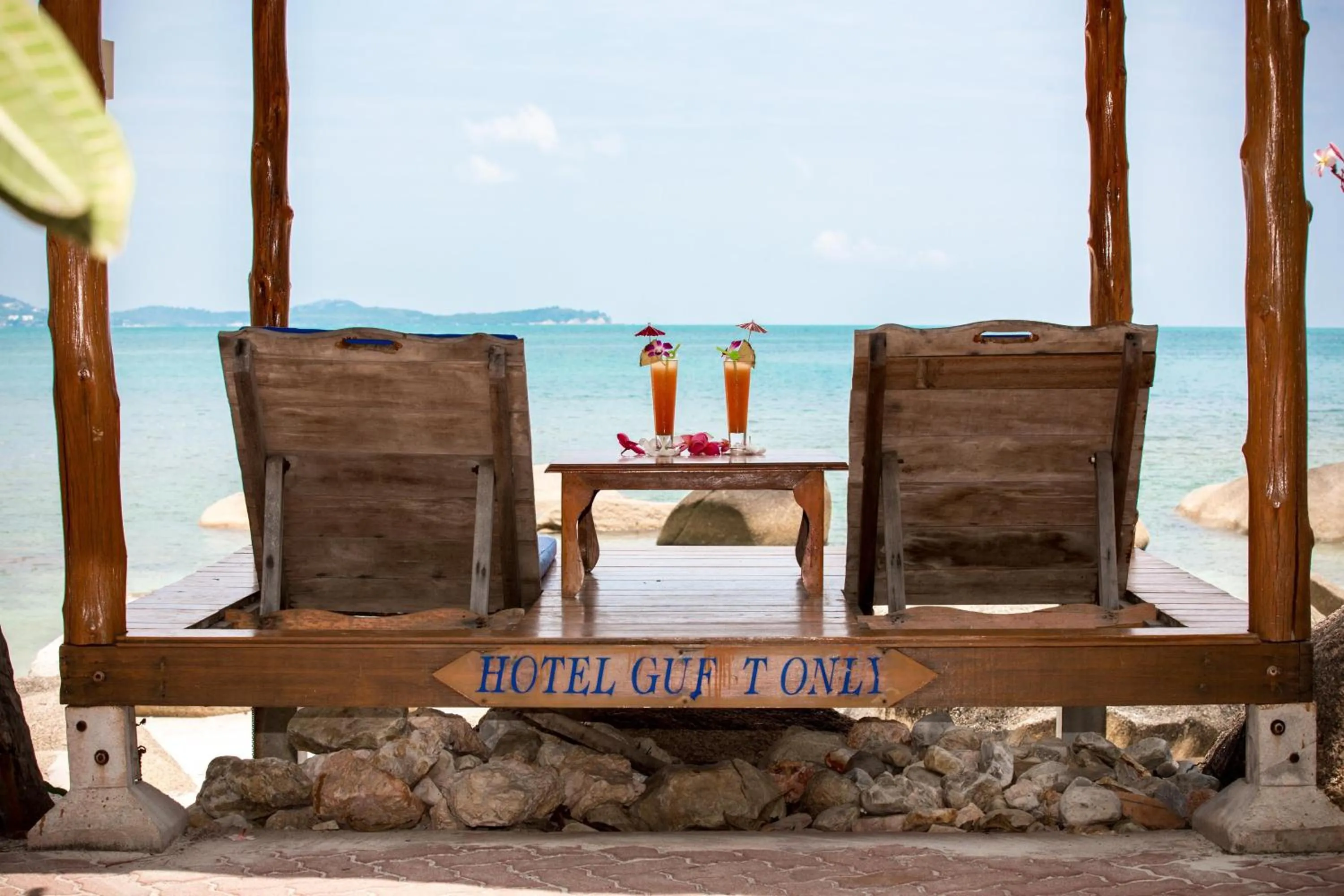 Beach in Crystal Bay Yacht Club Beach Resort