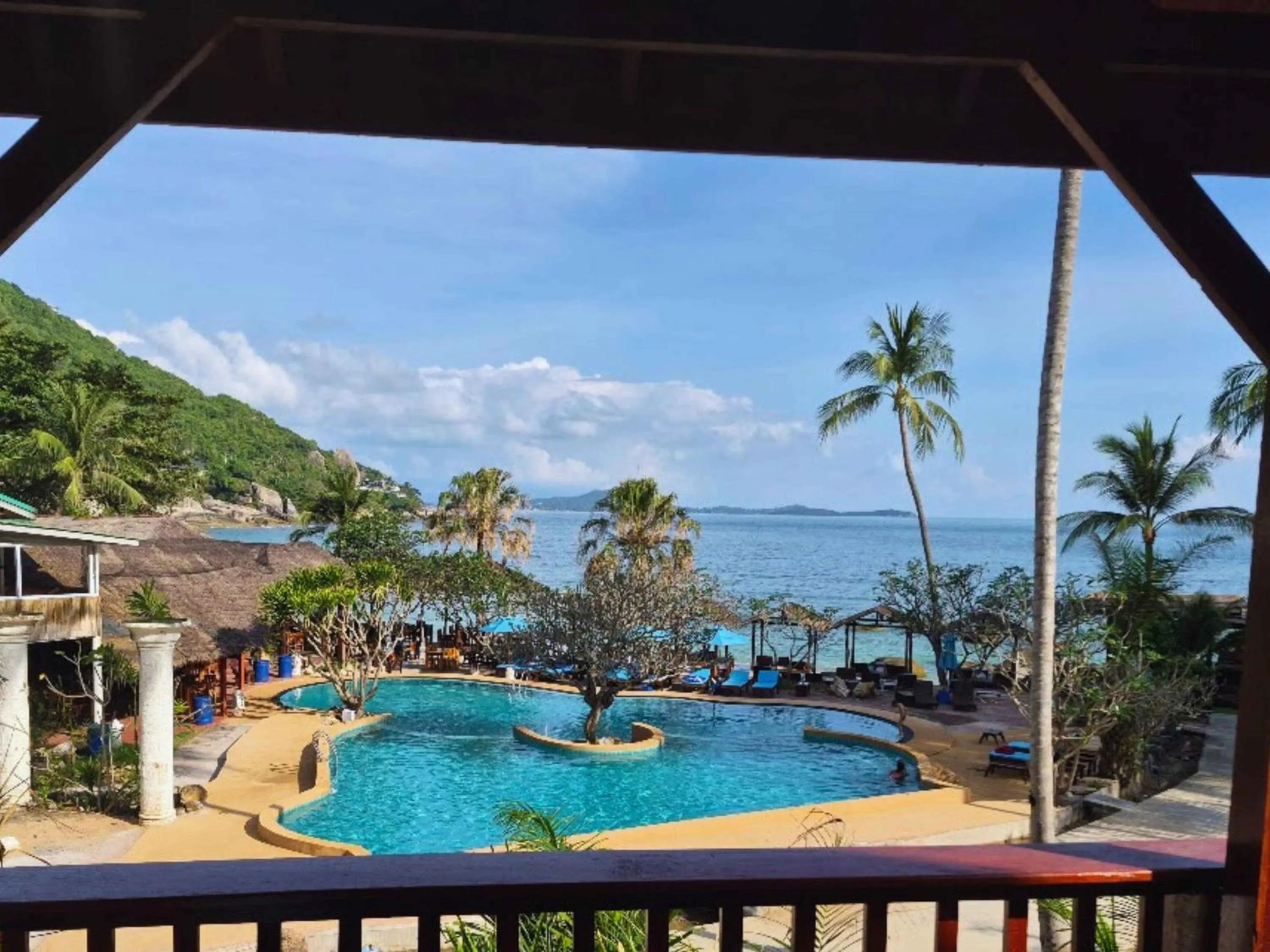 Swimming pool in Crystal Bay Yacht Club Beach Resort