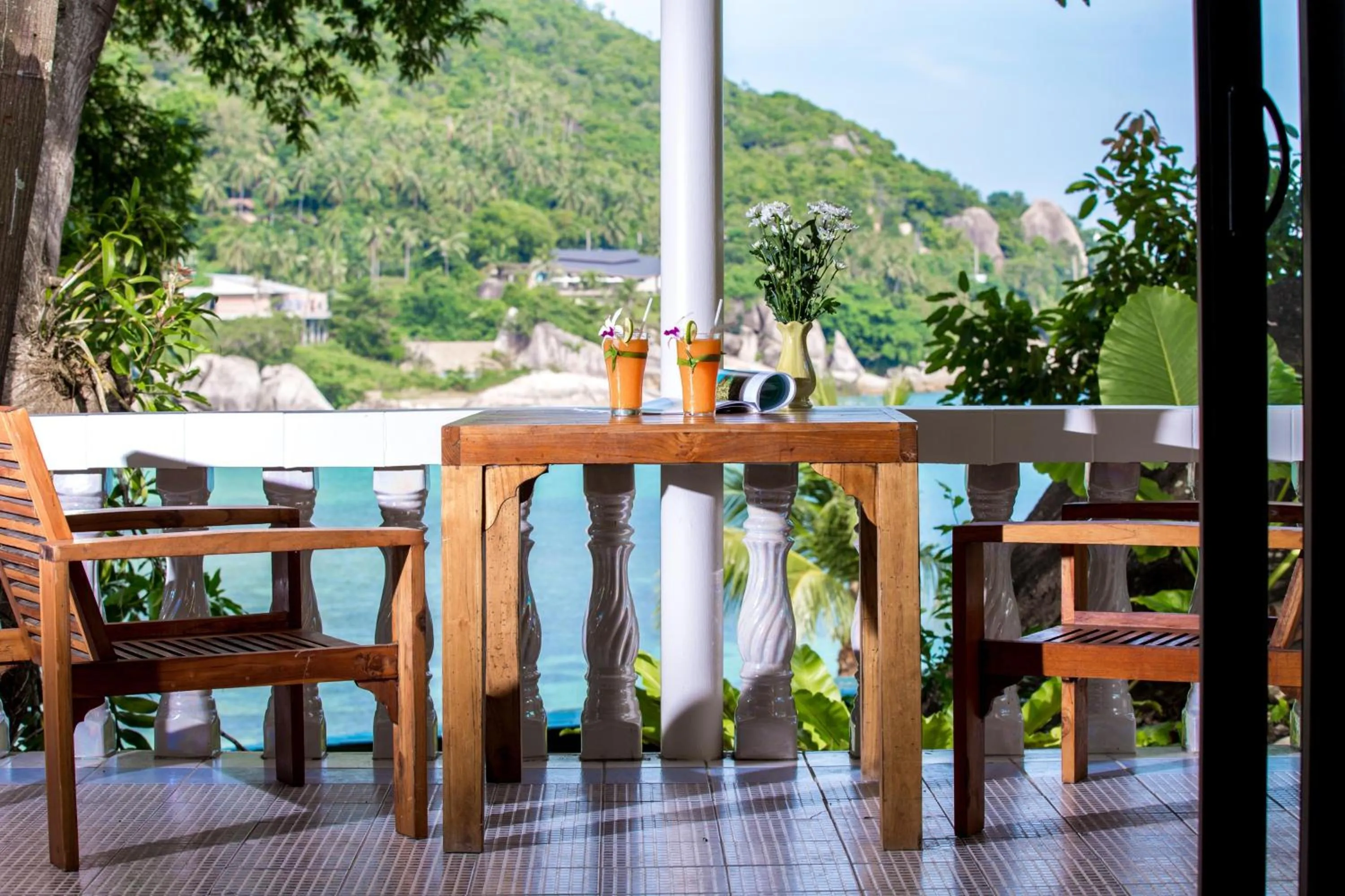 Balcony/Terrace in Crystal Bay Yacht Club Beach Resort
