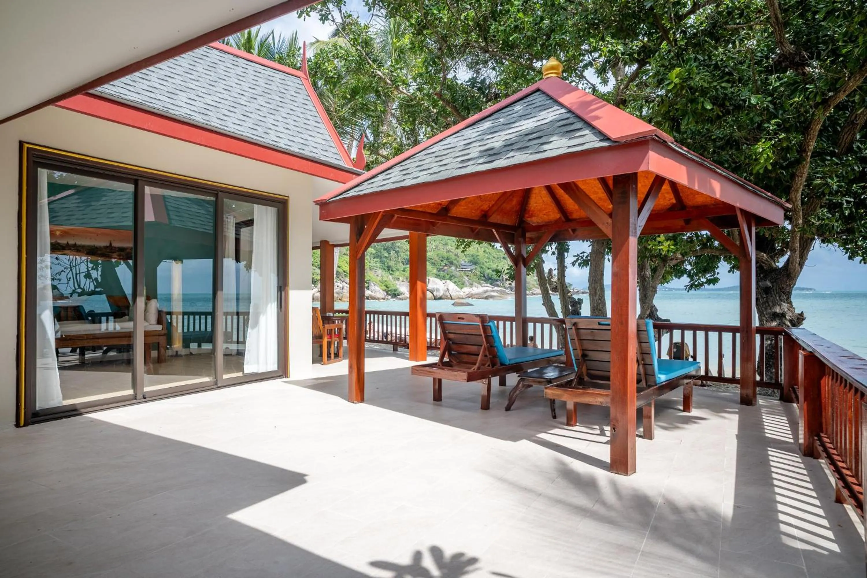 Balcony/Terrace in Crystal Bay Yacht Club Beach Resort