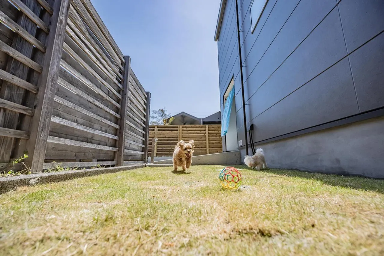 Animals in Nihon Iro