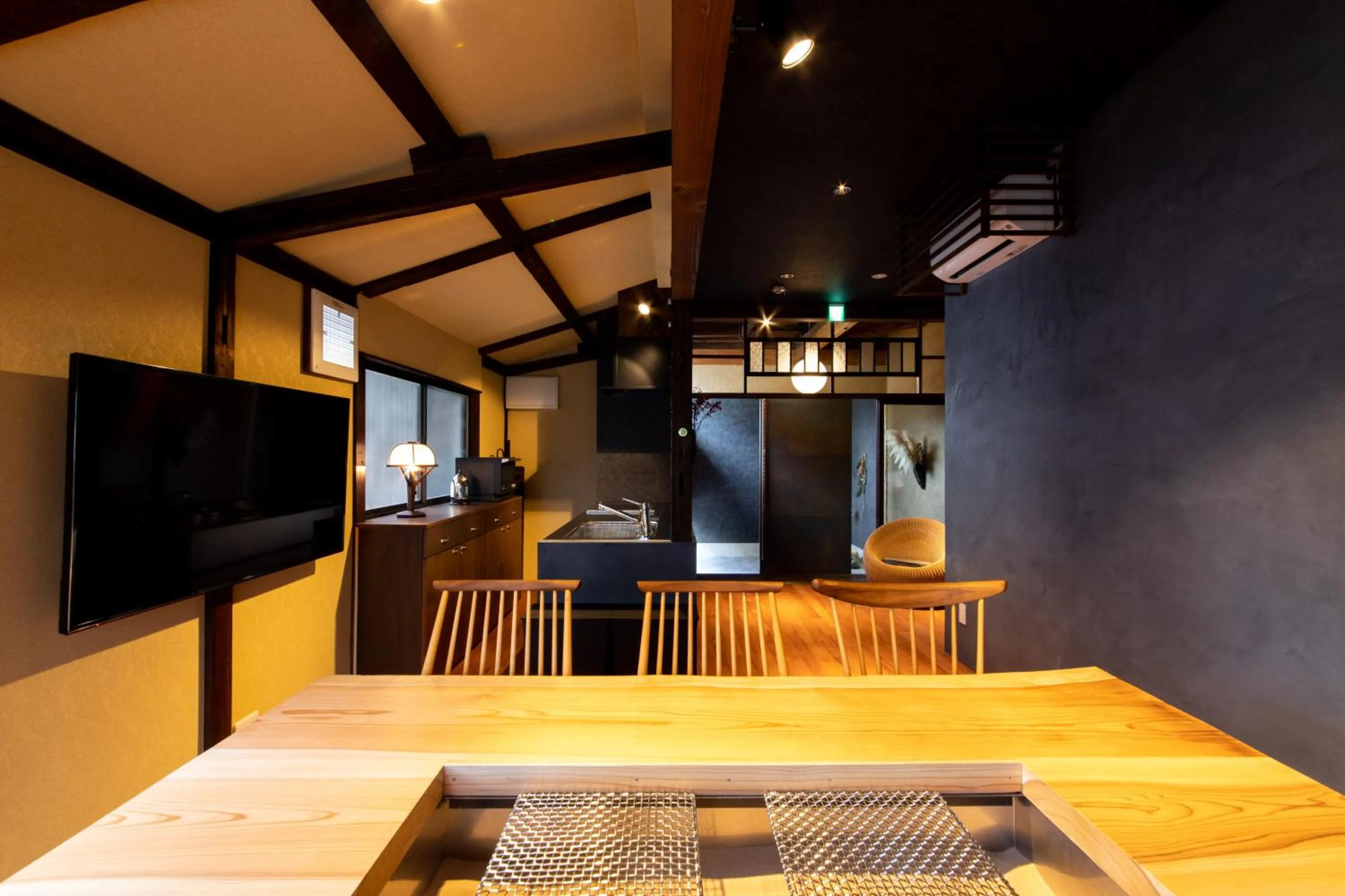 TV and multimedia in Nihon Iro