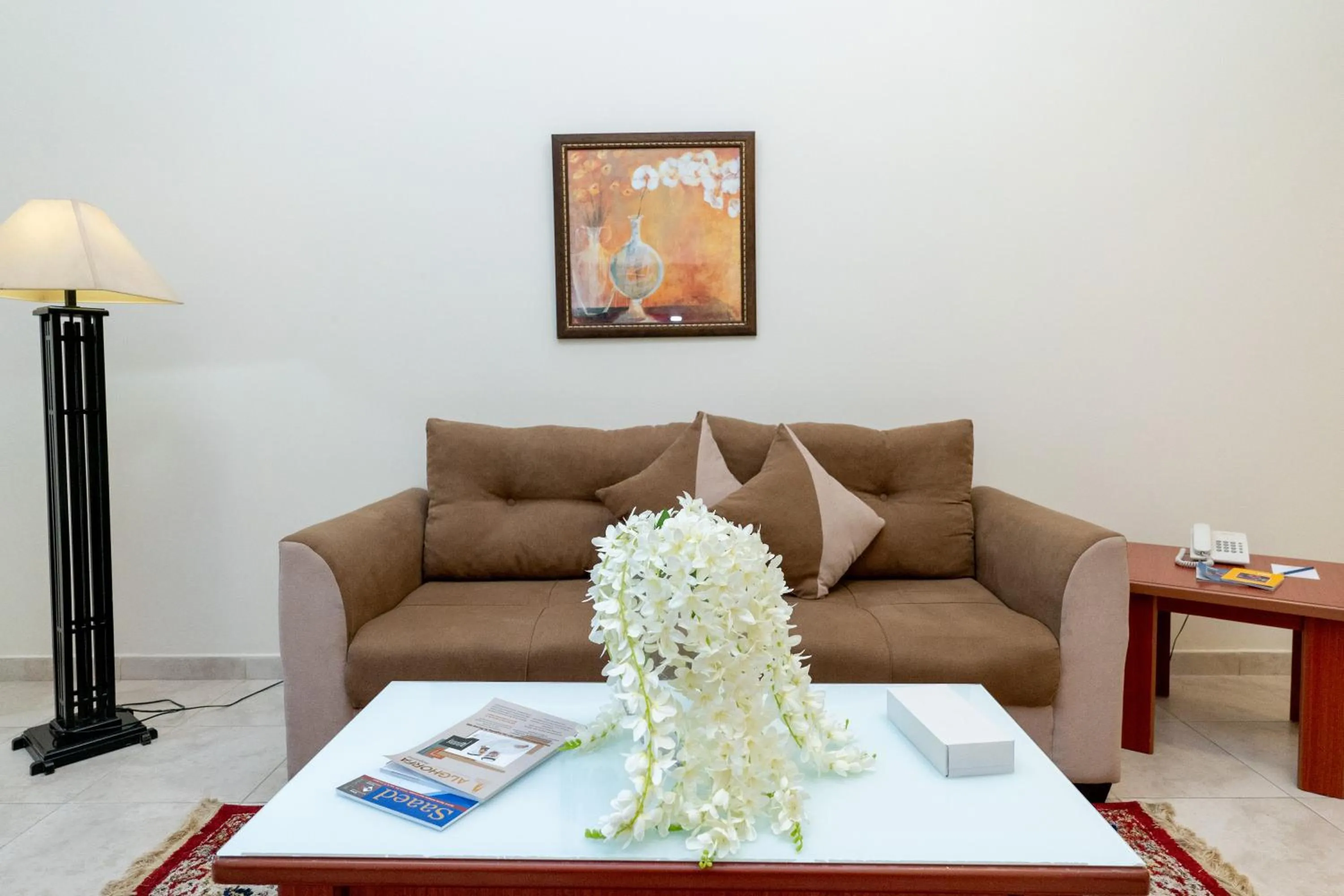 Living room in Al Raya Hotel Apartments