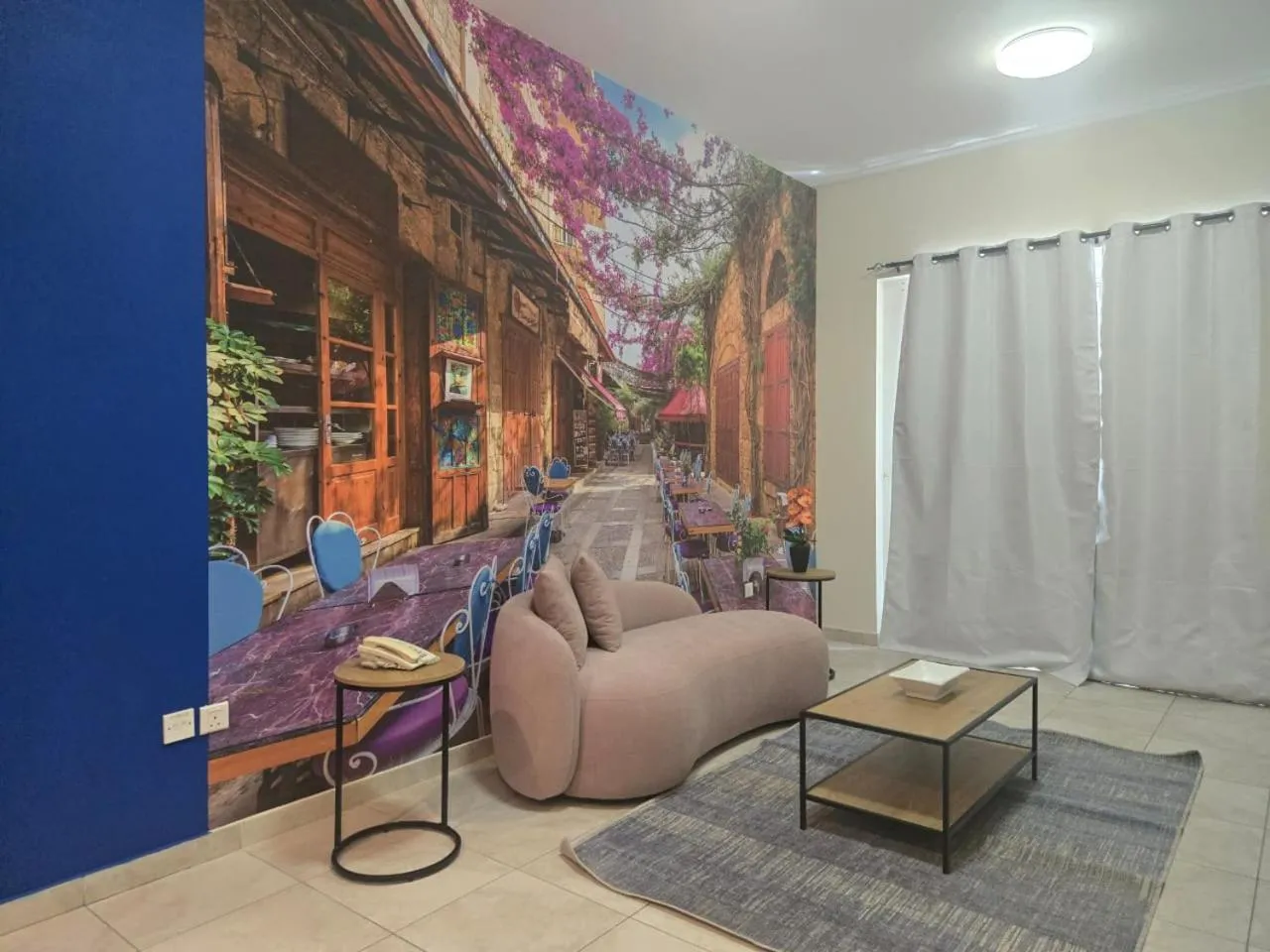 Living room in Al Raya Hotel Apartments