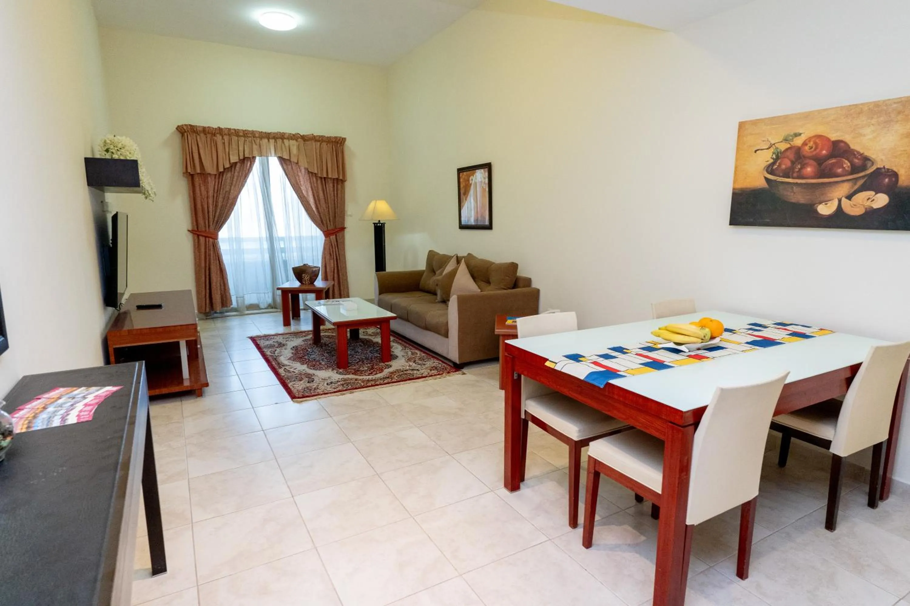 Living room in Al Raya Hotel Apartments