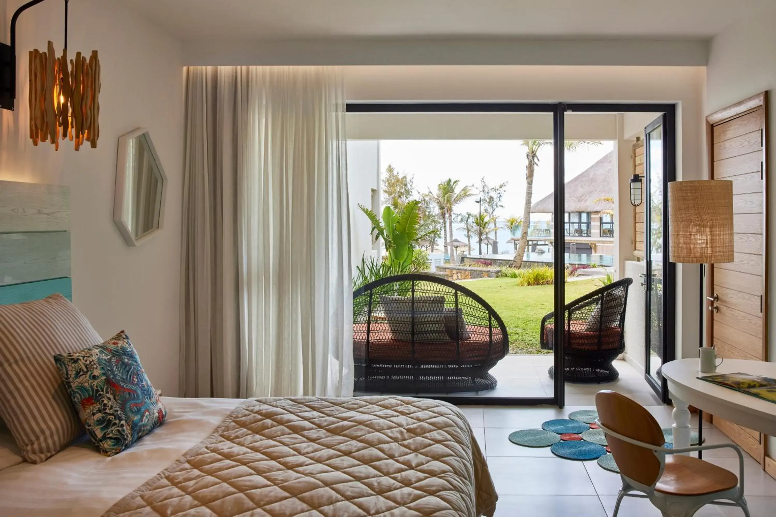 Deluxe Room - single occupancy in C Mauritius Deluxe Room - single occupancy in C Mauritius