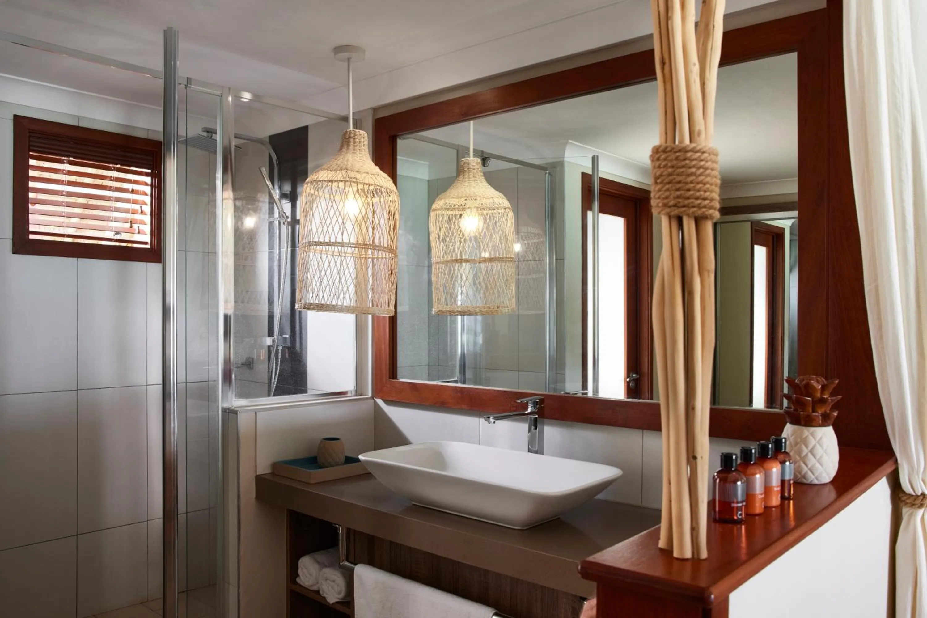 Shower in C Mauritius