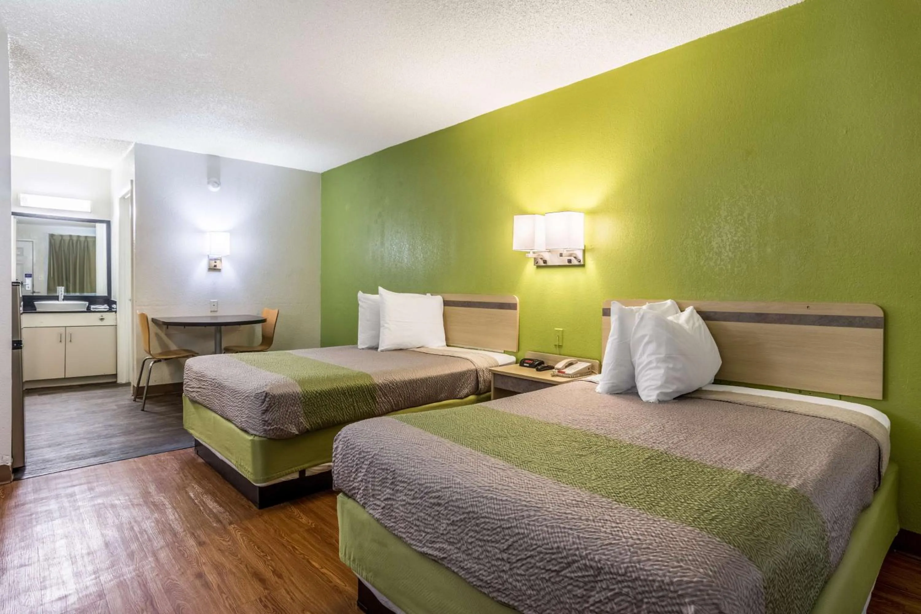 Photo of the whole room in Studio 6-Marietta, GA - Atlanta