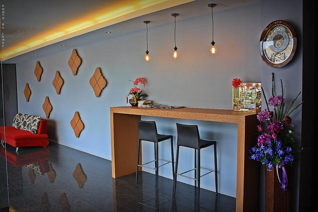 Area and facilities in Merdelong Hotel