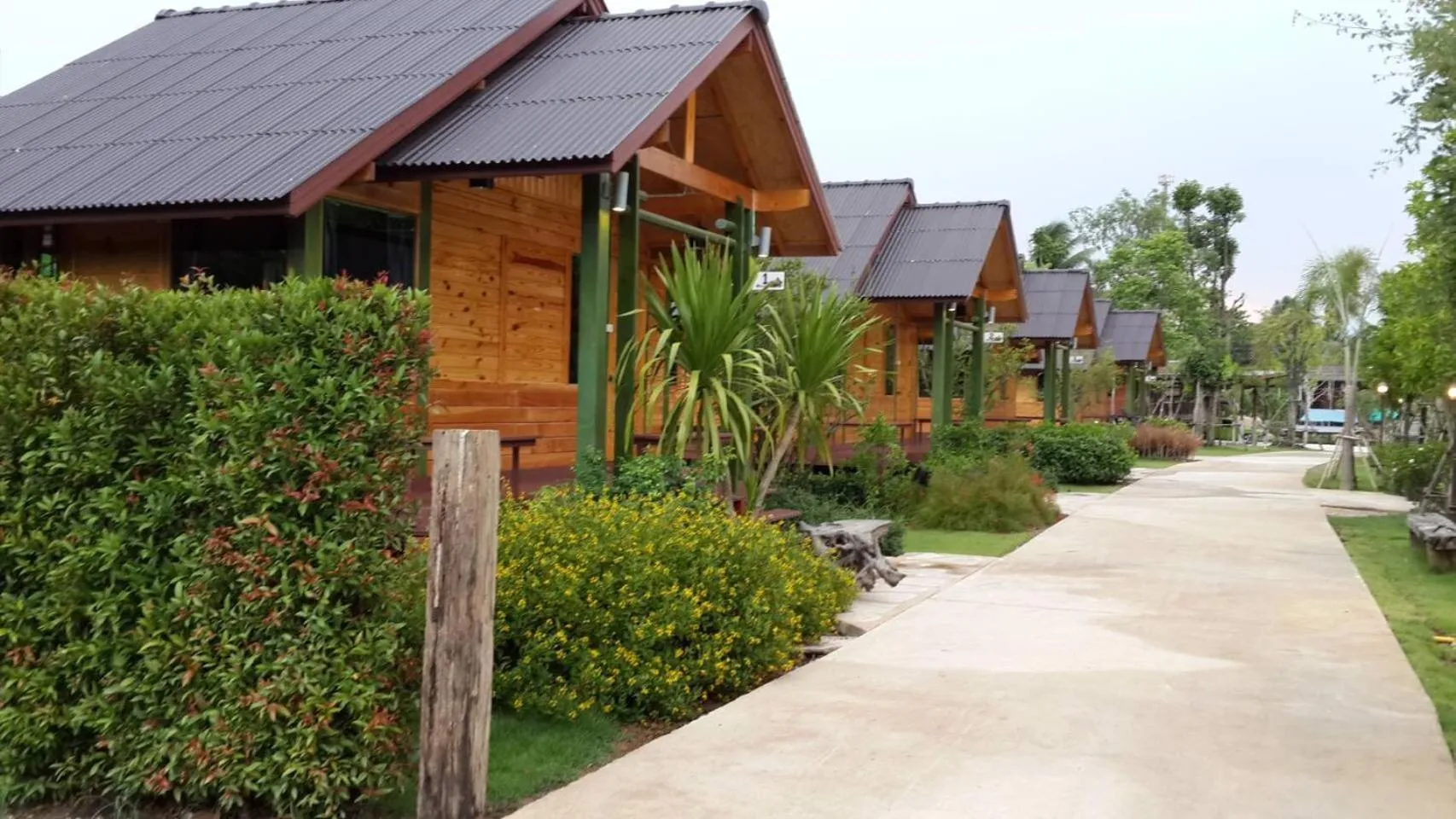 Nung Ni Bang Khon Thi Resort