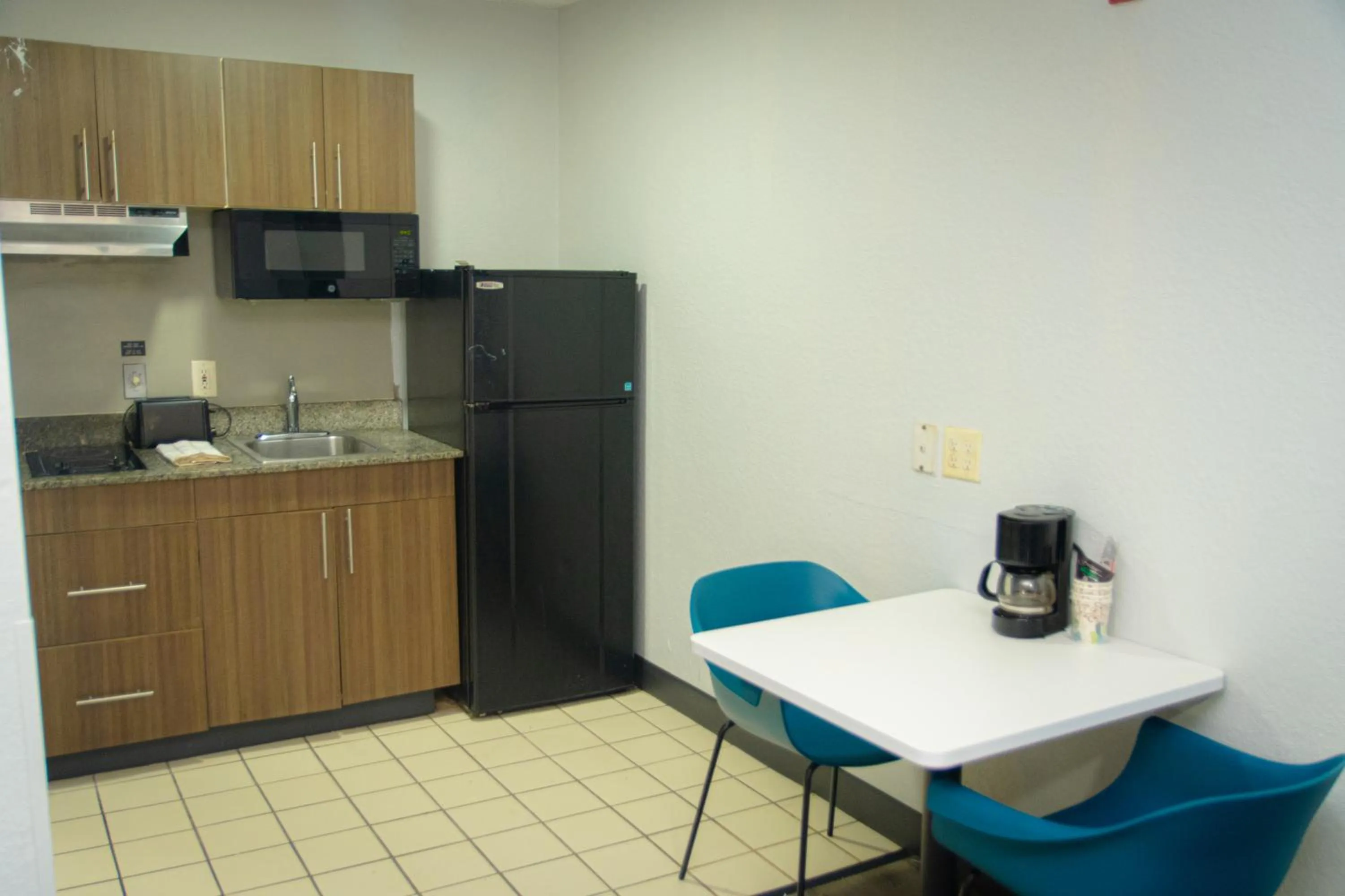 kitchen in Studio 6-West Palm Beach, FL