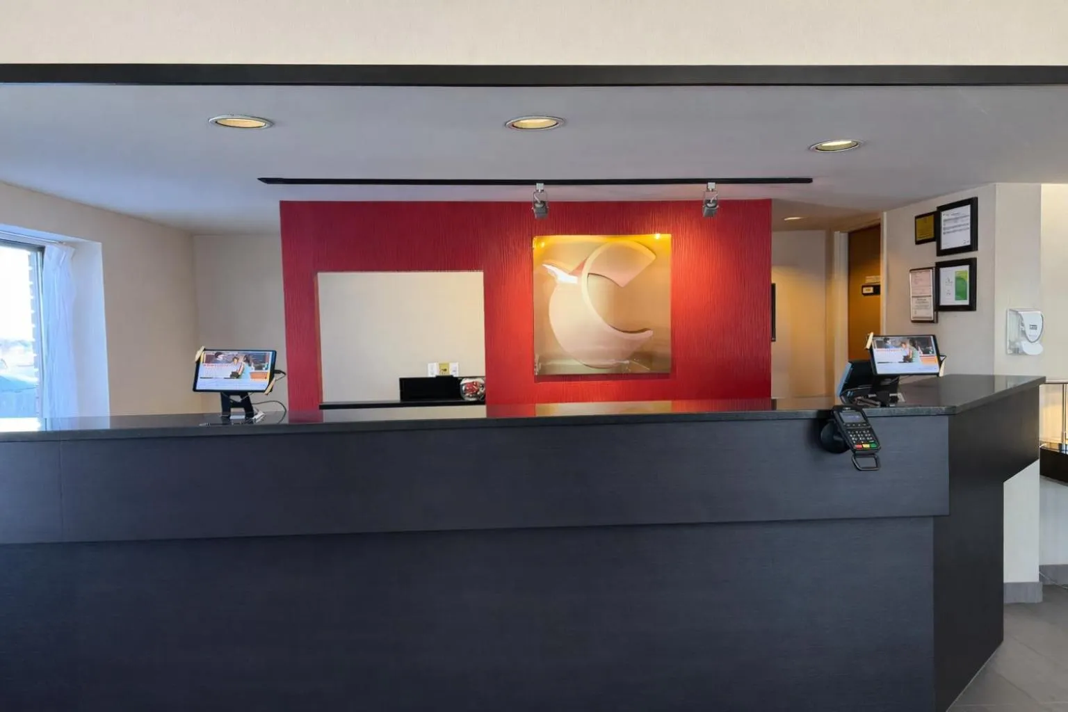 Lobby or reception in Comfort Inn Baie-Comeau