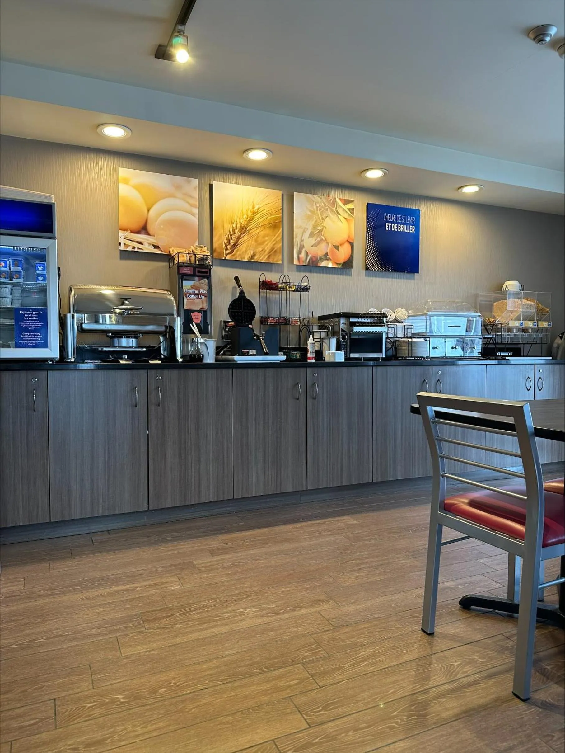 Breakfast in Comfort Inn Baie-Comeau