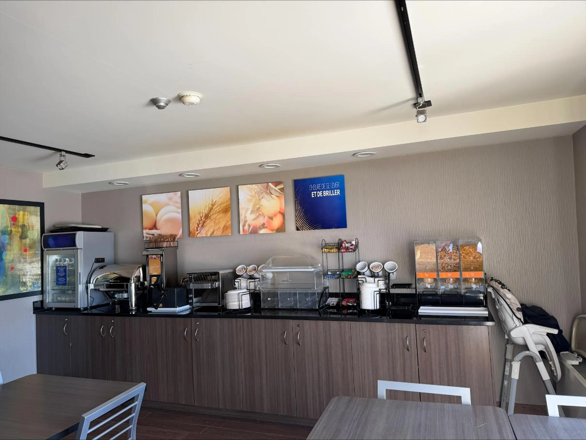 Breakfast in Comfort Inn Baie-Comeau