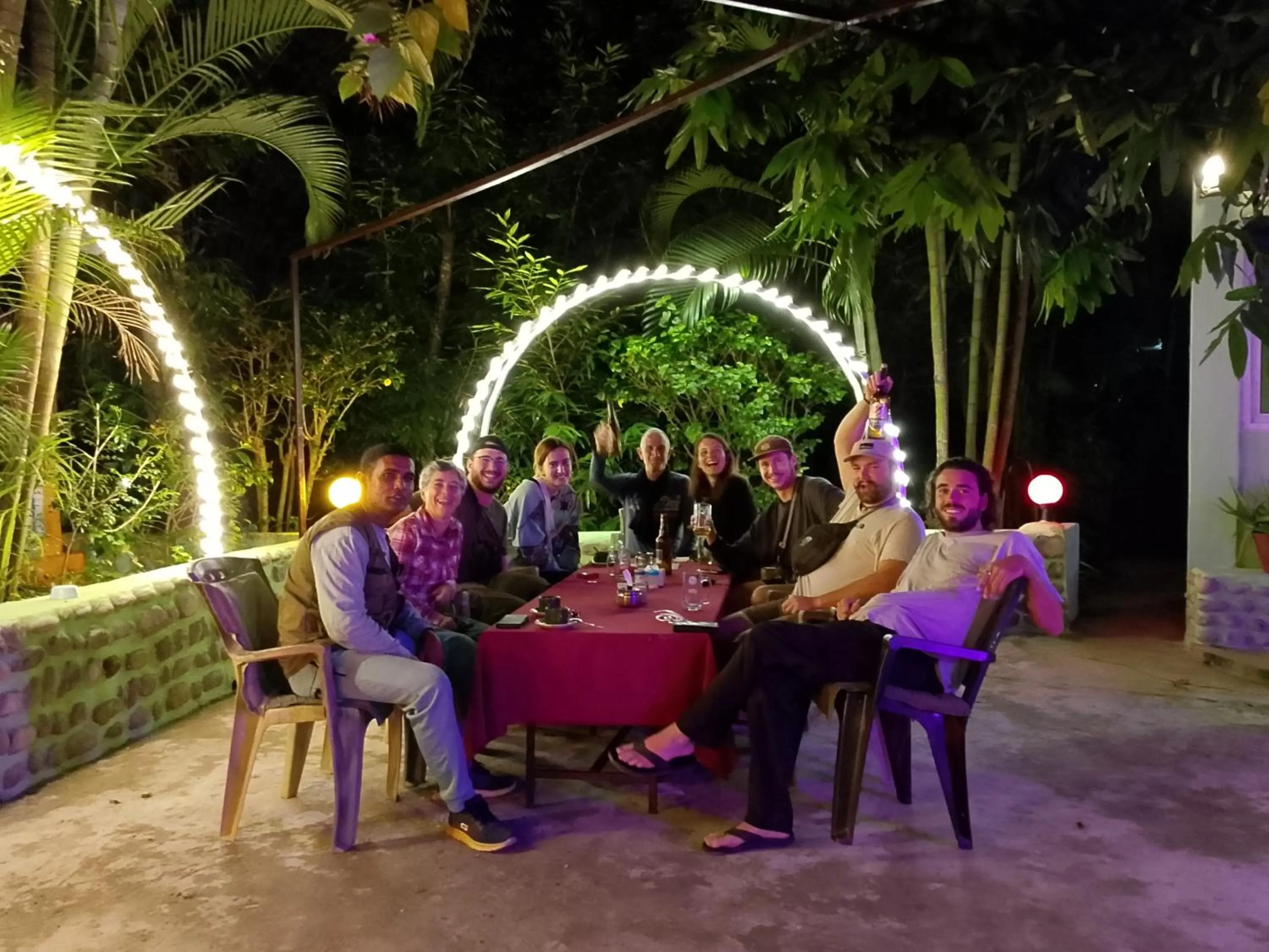 Restaurant/places to eat in Hotel Rhino Land-Sauraha Family Home