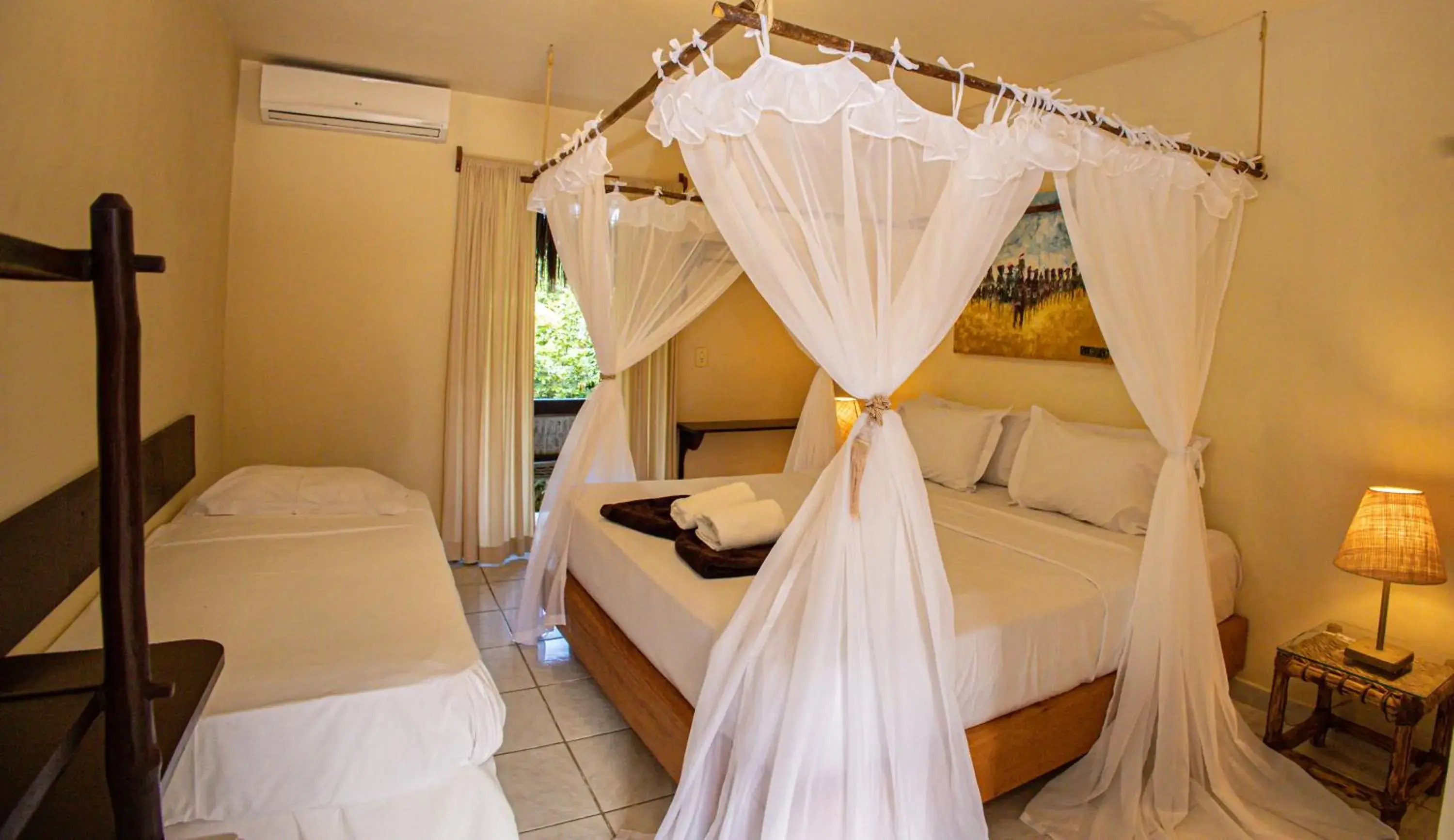 King Room with Balcony and Pool View in Pousada Saudosa Maloca King Room with Balcony and Pool View in Pousada Saudosa Maloca