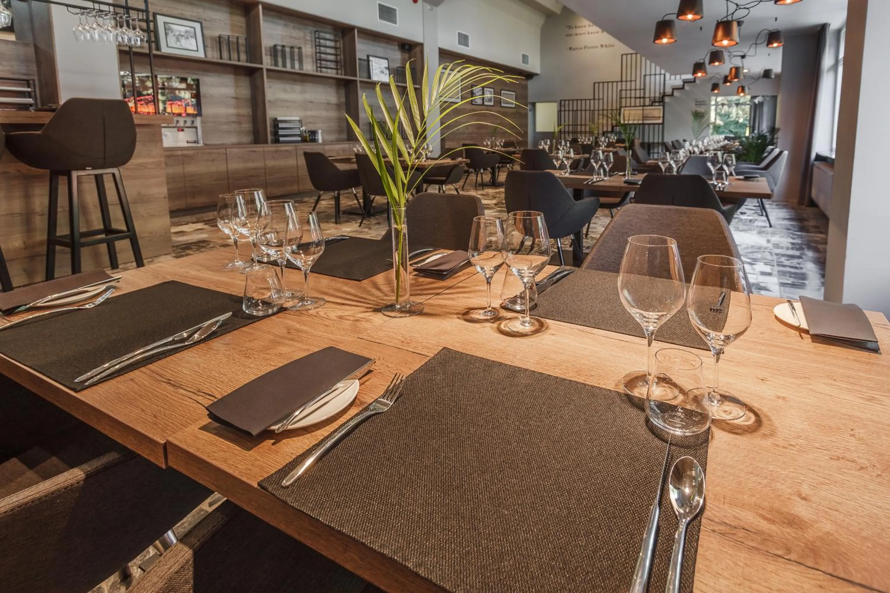 Restaurant/places to eat in Hotel Edison Poznań Lotnisko Ławica