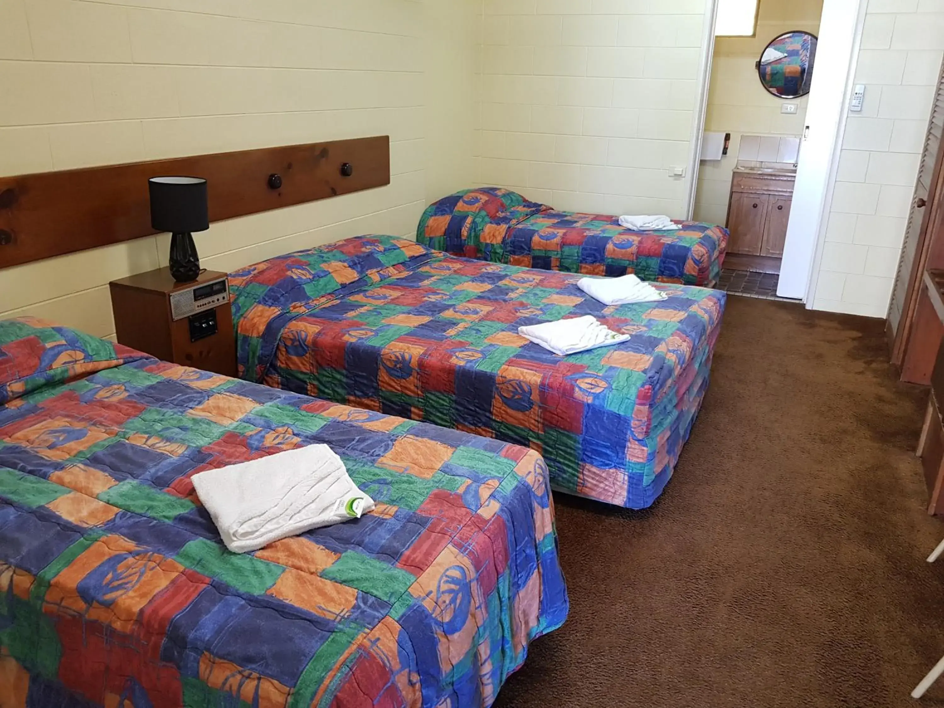 Double or Twin Room with Extra Bed in Commercial Hotel Double or Twin Room with Extra Bed in Commercial Hotel