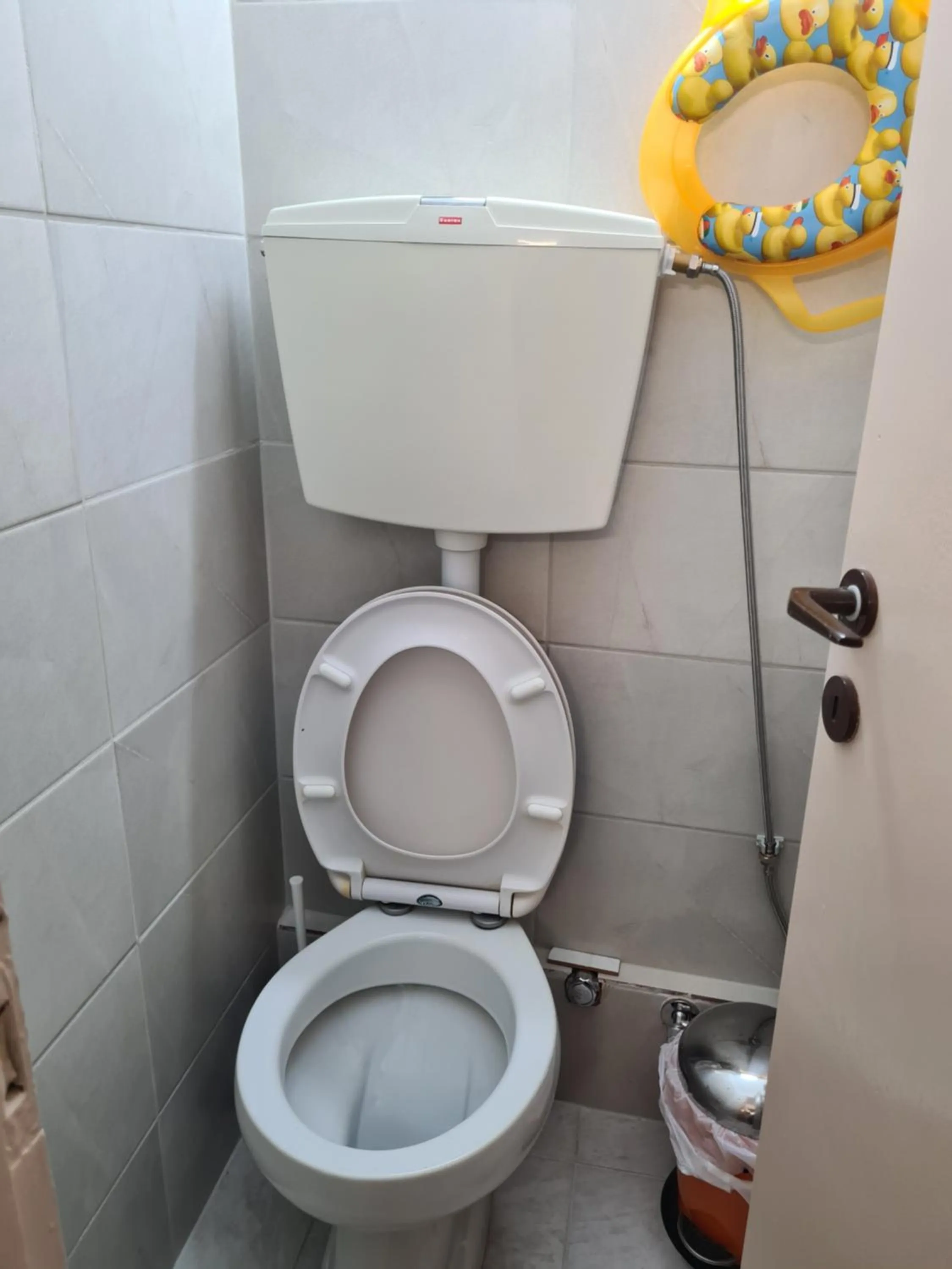 Toilet in Villa George - Family Holidays