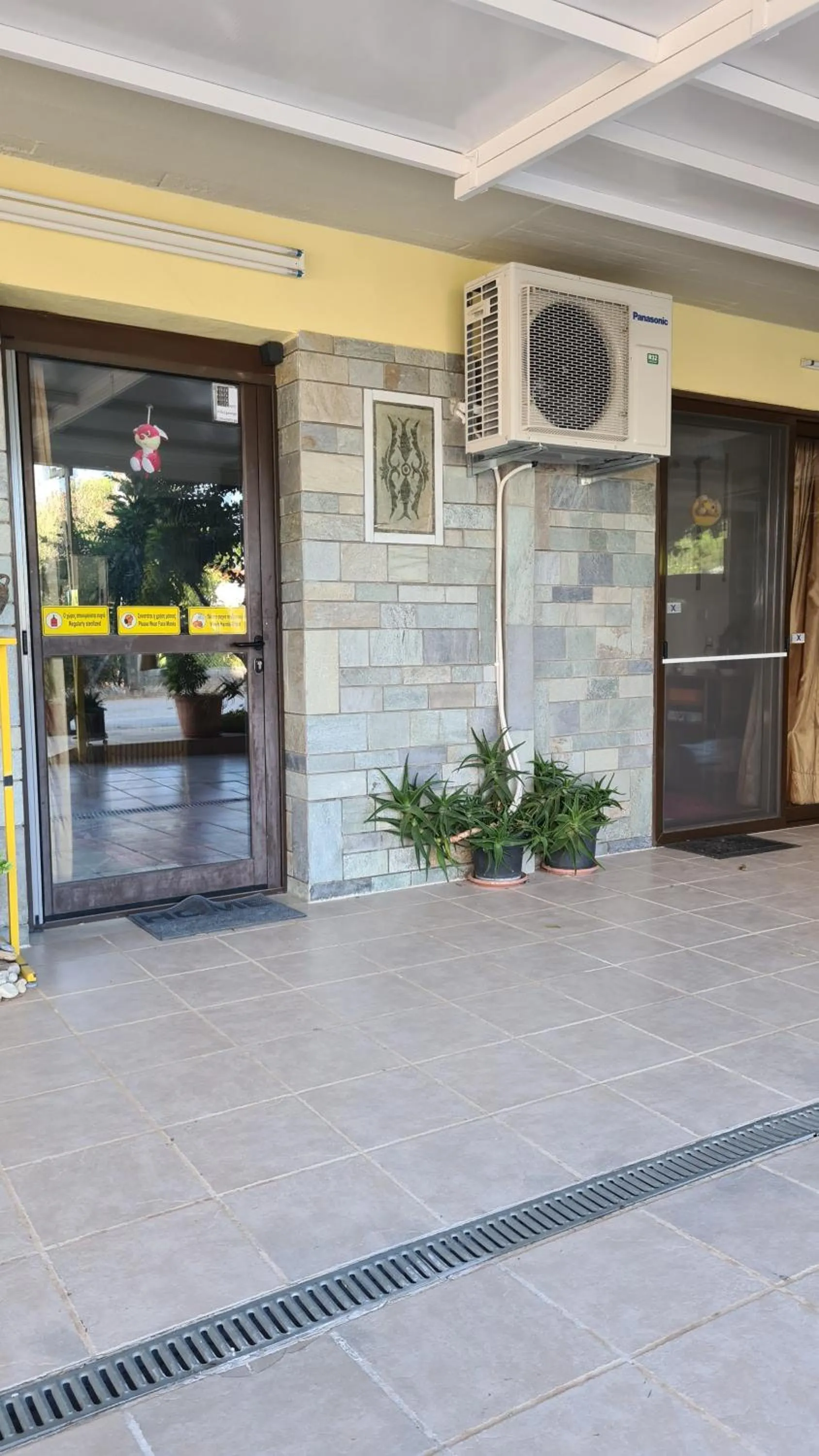 Property building in Villa George - Family Holidays