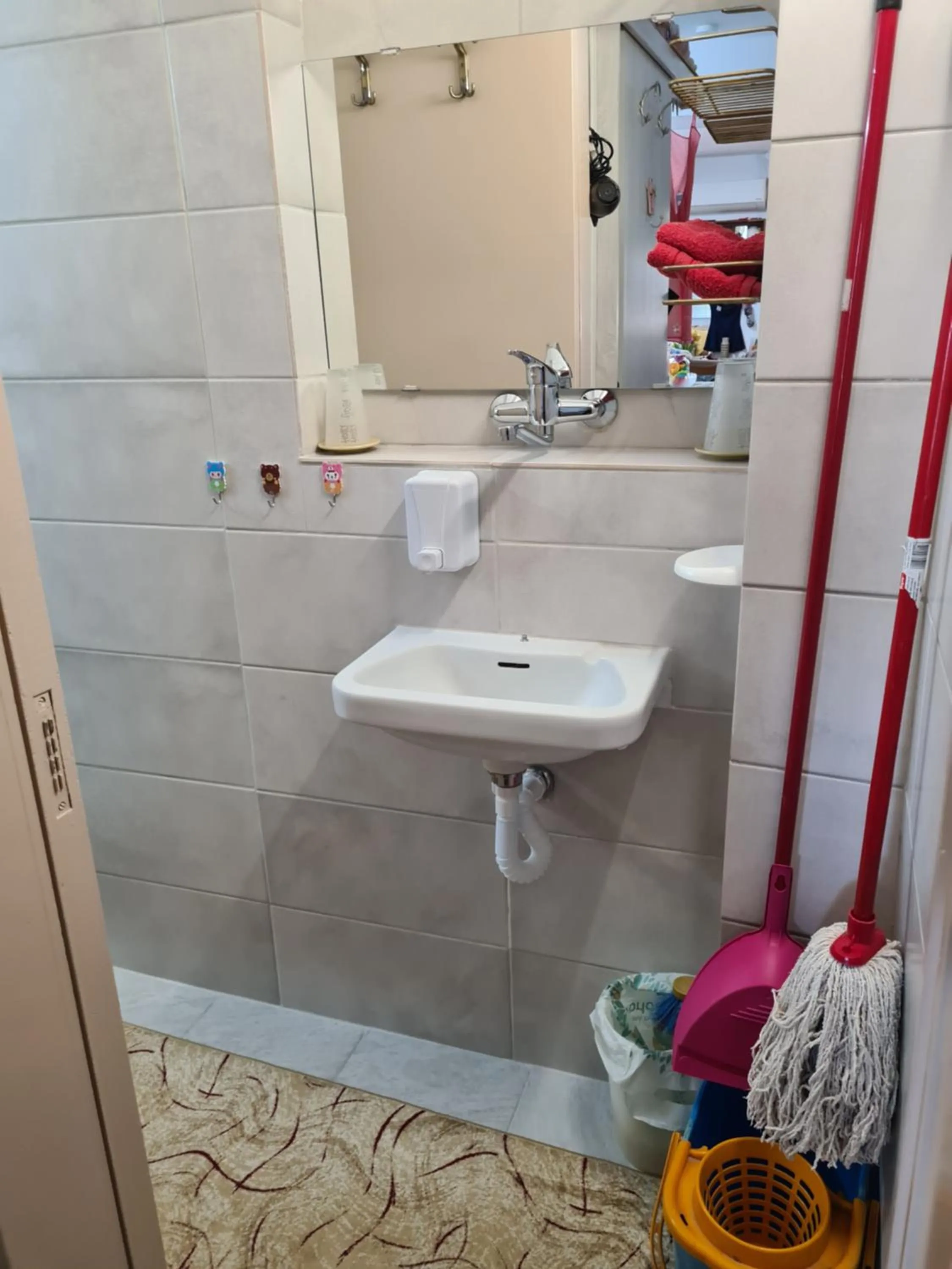 Toilet in Villa George - Family Holidays