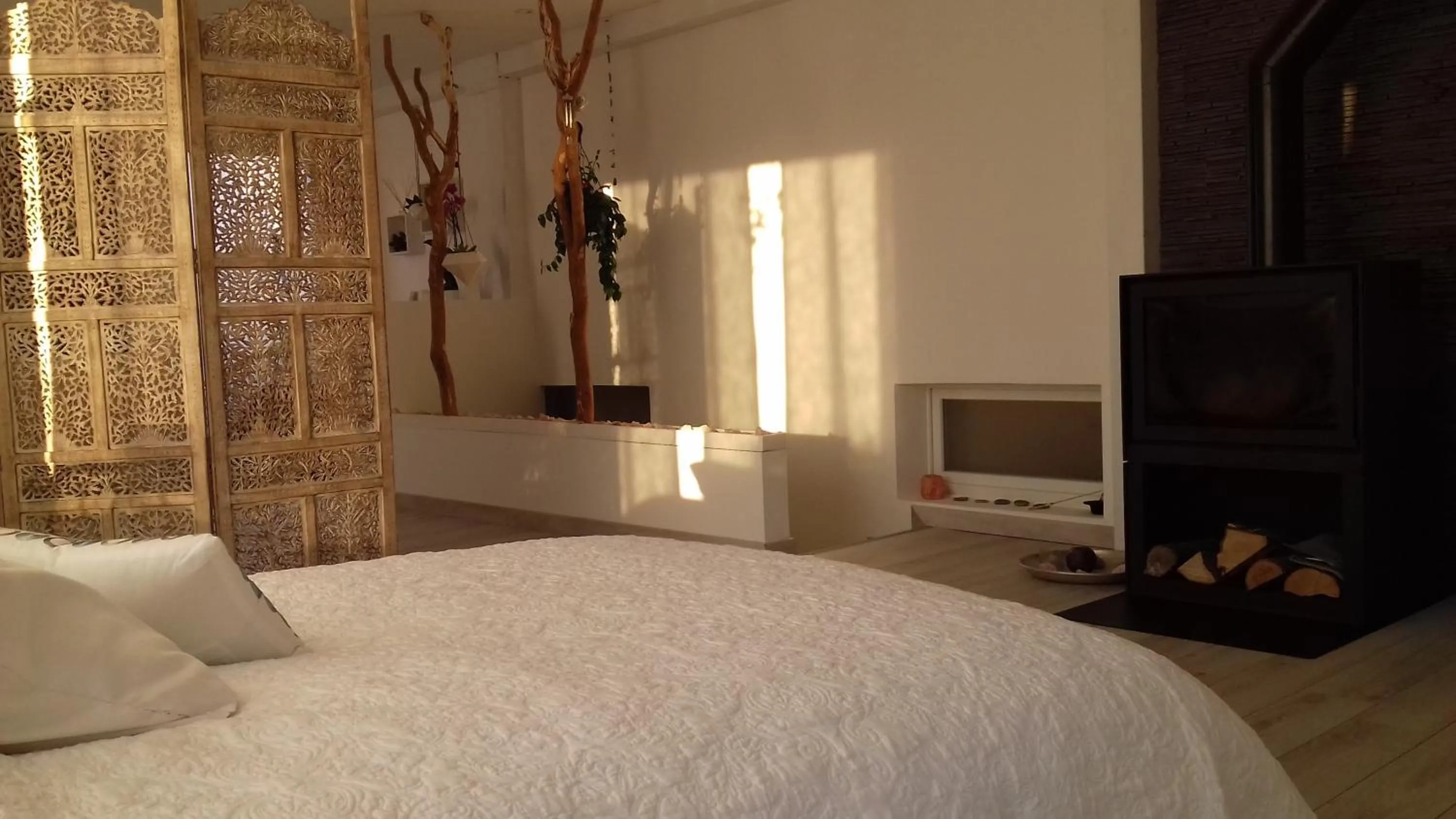 Photo of the whole room, Bed in La Maison D'ayona