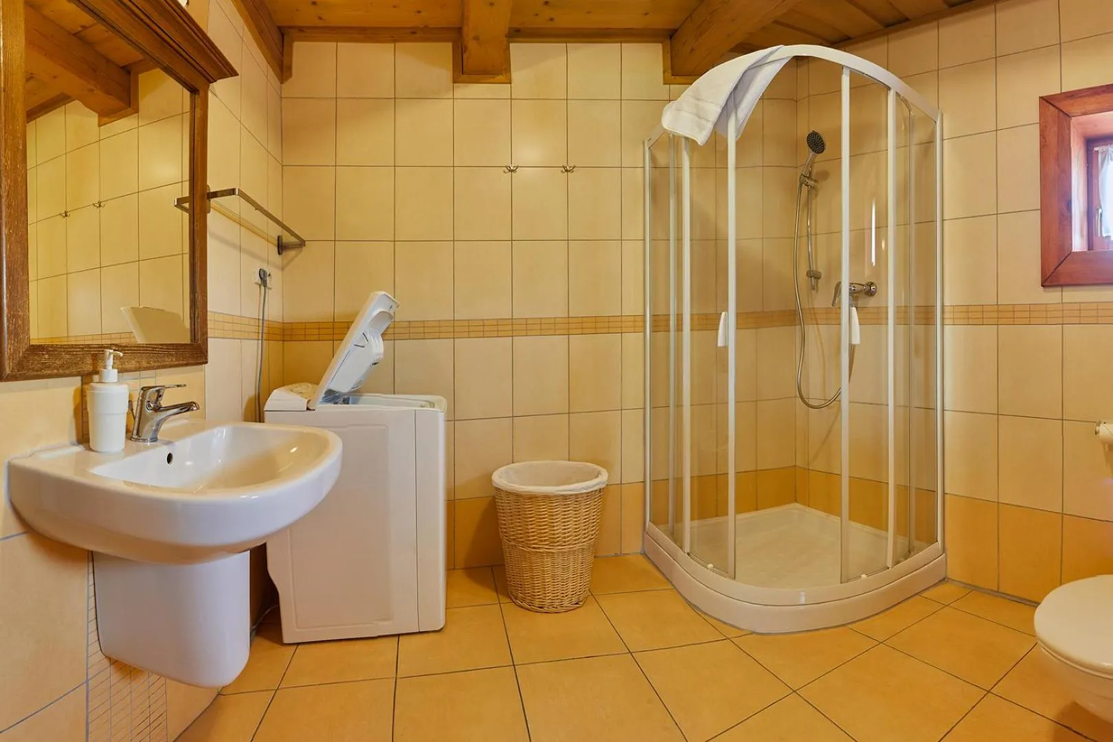 Toilet in Sojka Resort