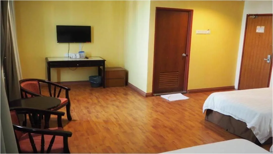 Bed in 906 Hotel Melaka Raya