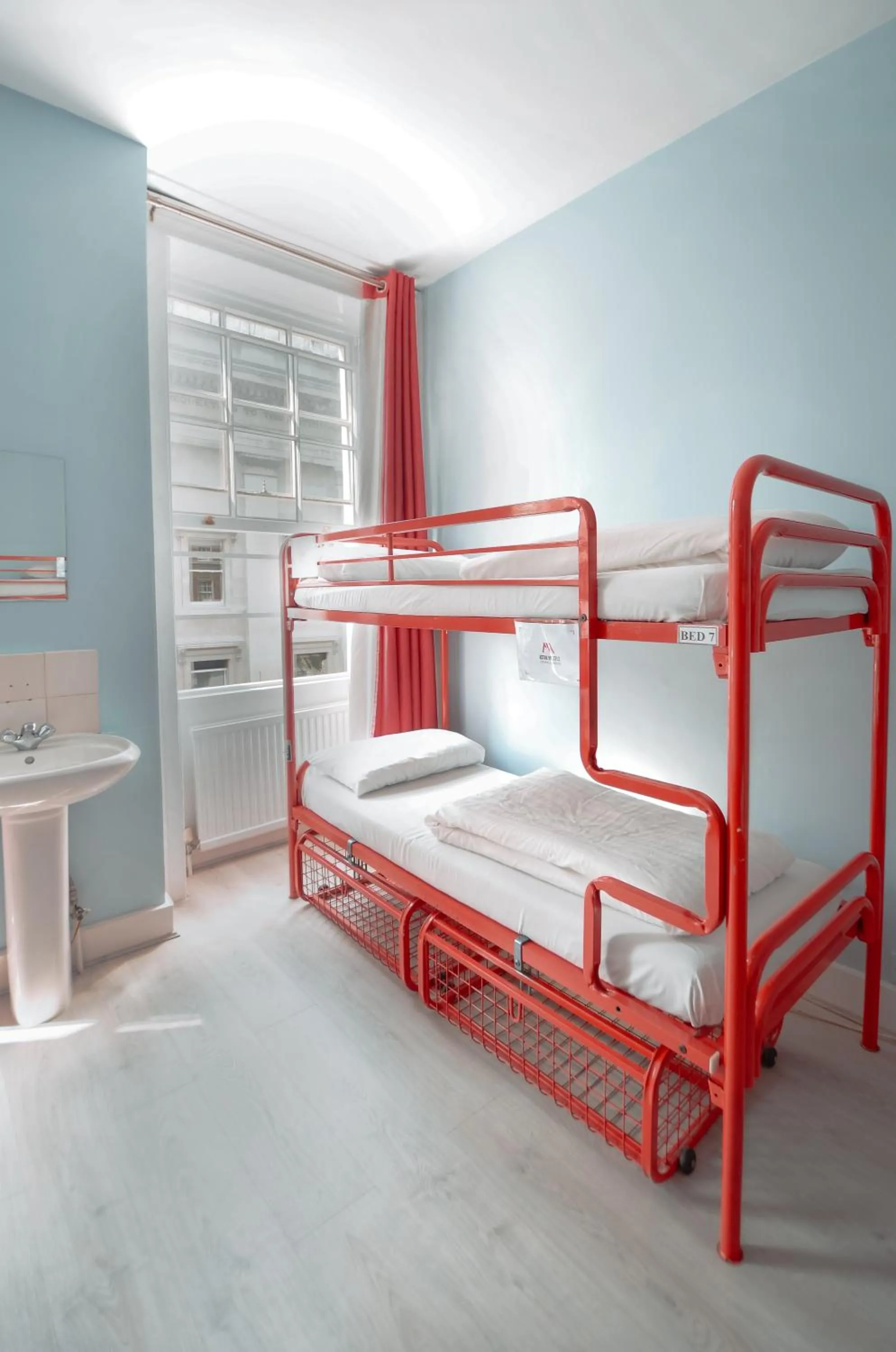 Bedroom, Bed in Astor Museum Hostel