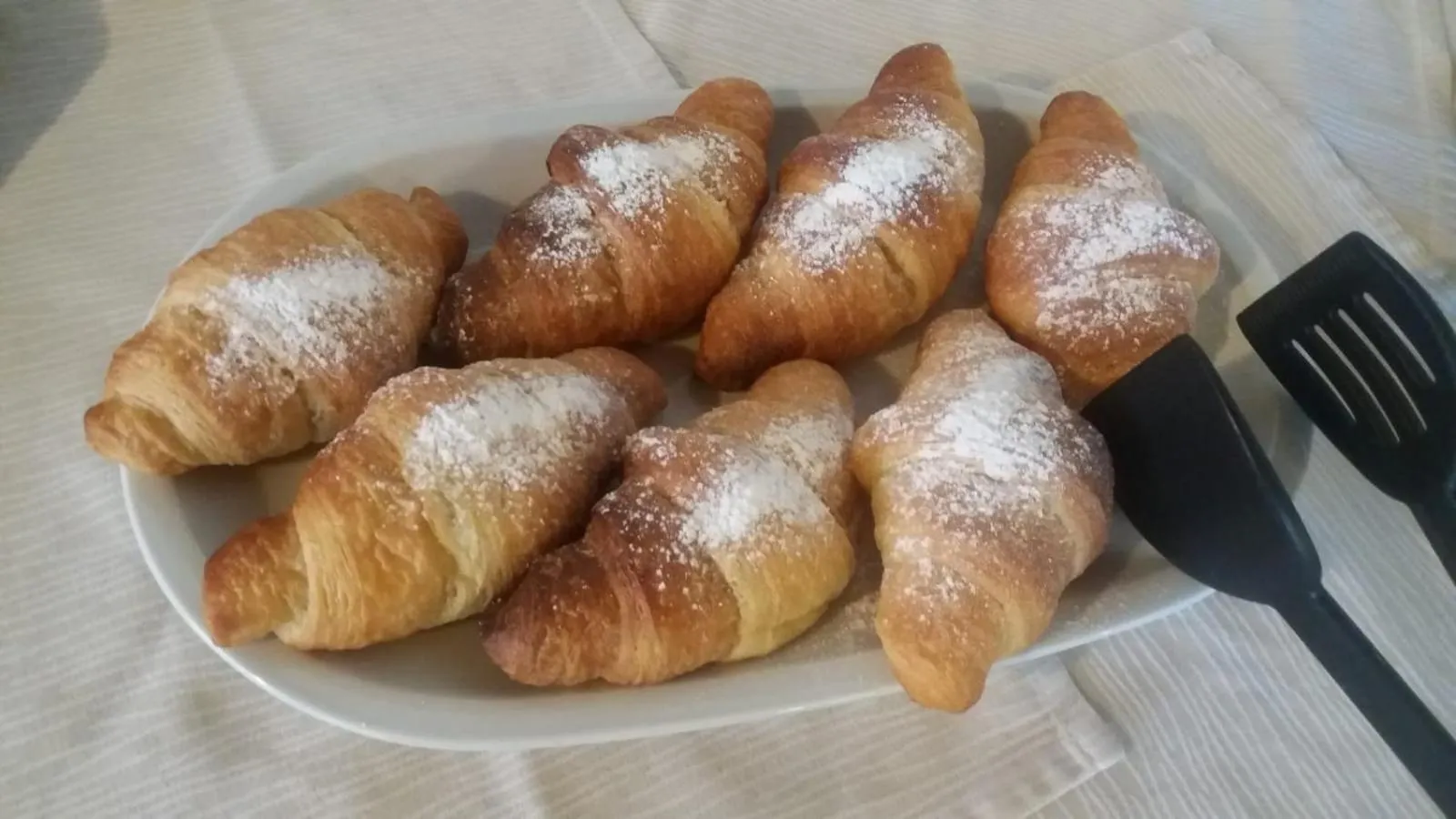 Breakfast in Hotel Plammas